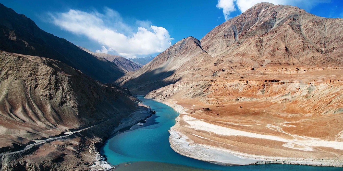 Indus Valley mountain landscape on Sham Valley tour Ladakh