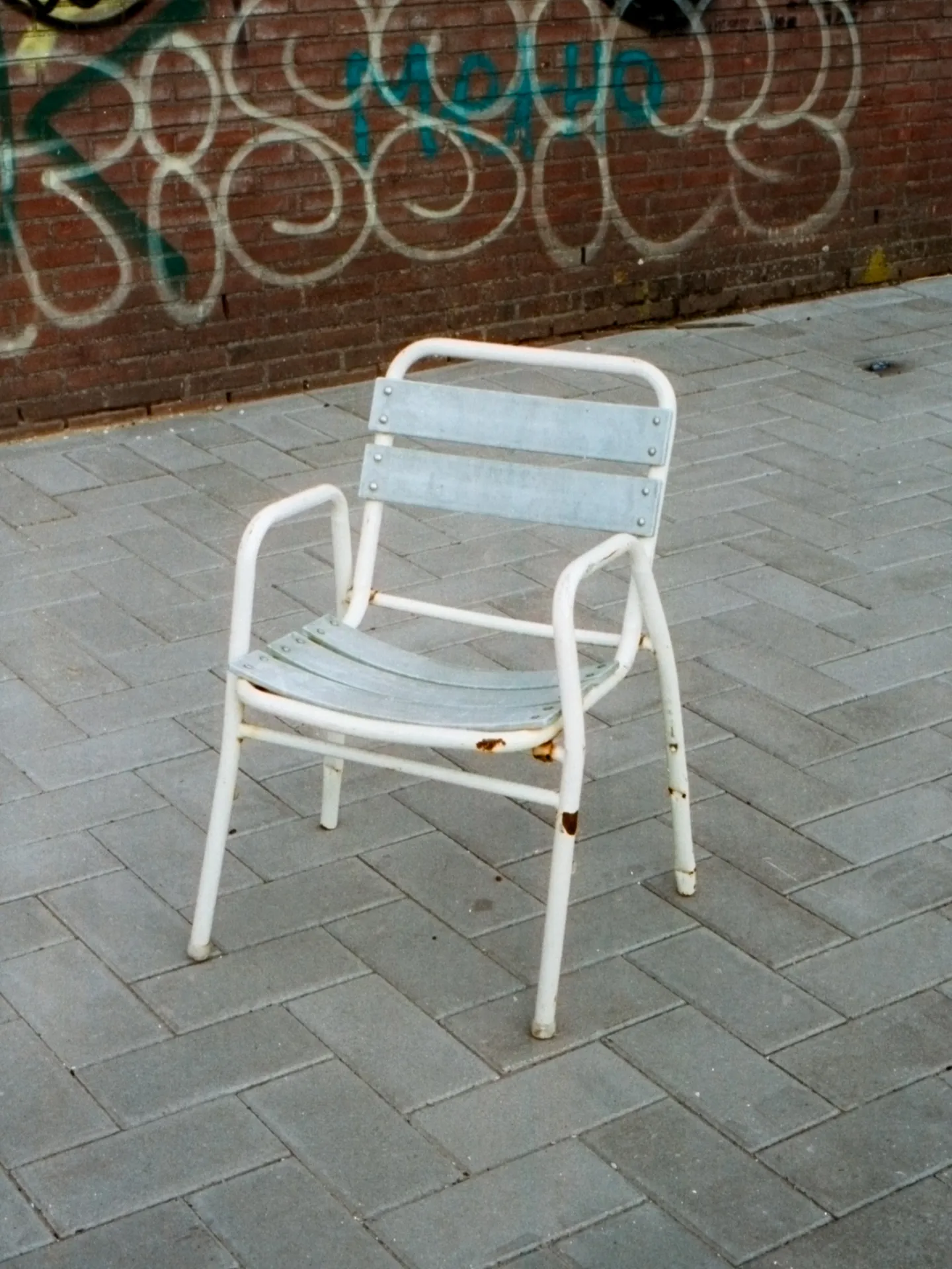 Lonely chair - Amsterdam NDSM - Cinestill 800T