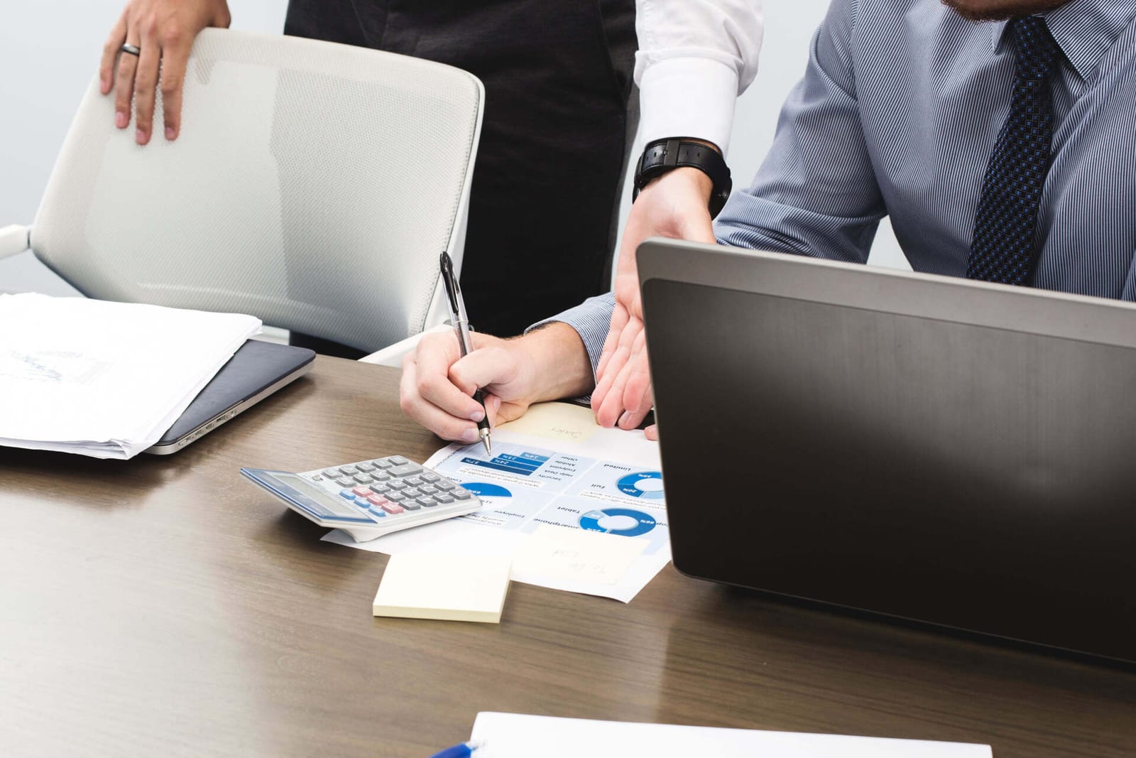 B2B-Online-Marketing-Strategien für Unternehmen - Unser Wegweiser