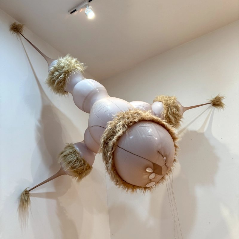 Photo of Attendant 3 sculpture by Luther Thie 2025