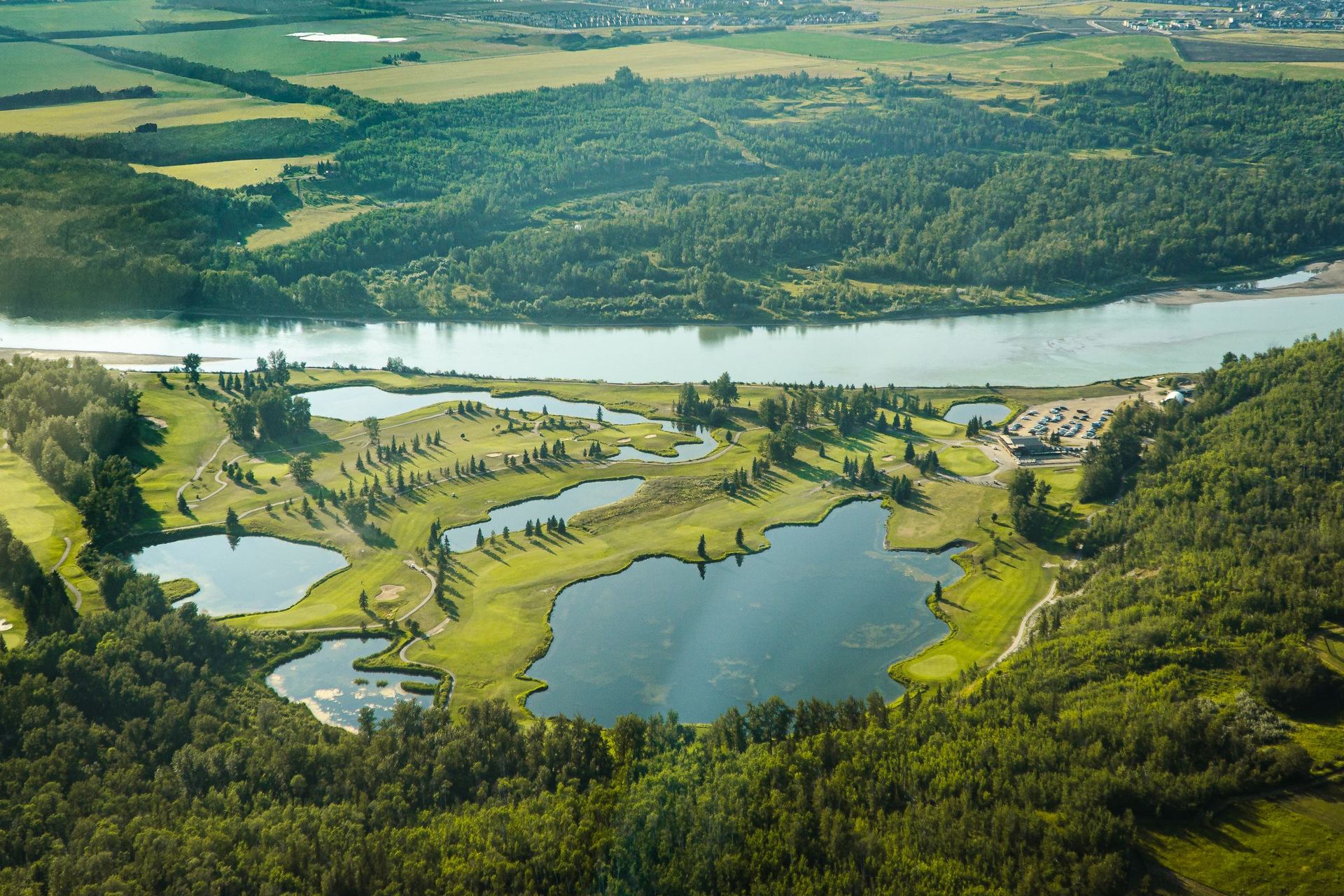 Edmonton Helicopter Tours / Air Taxi Charter.