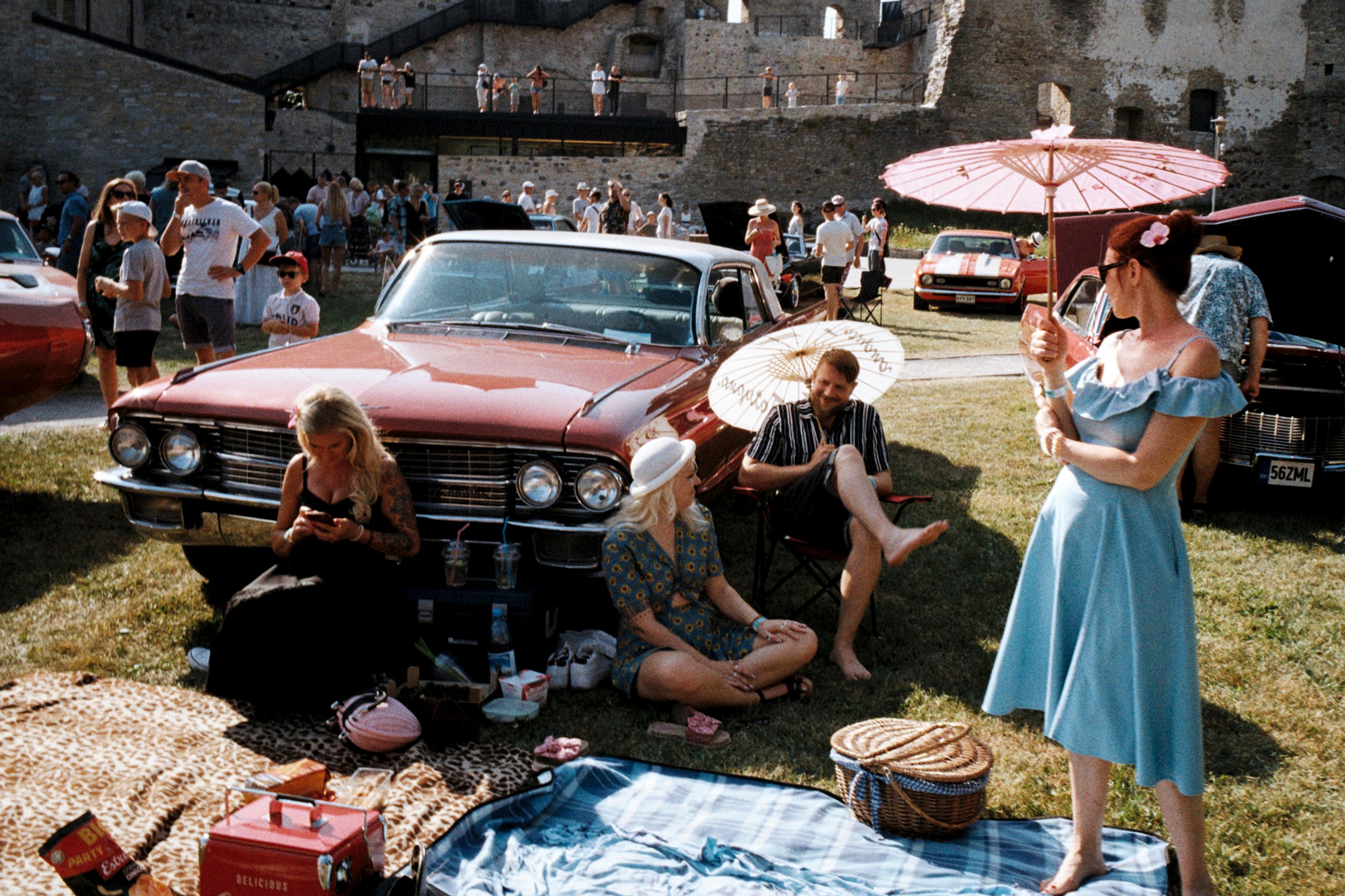 Cover image from 35mm