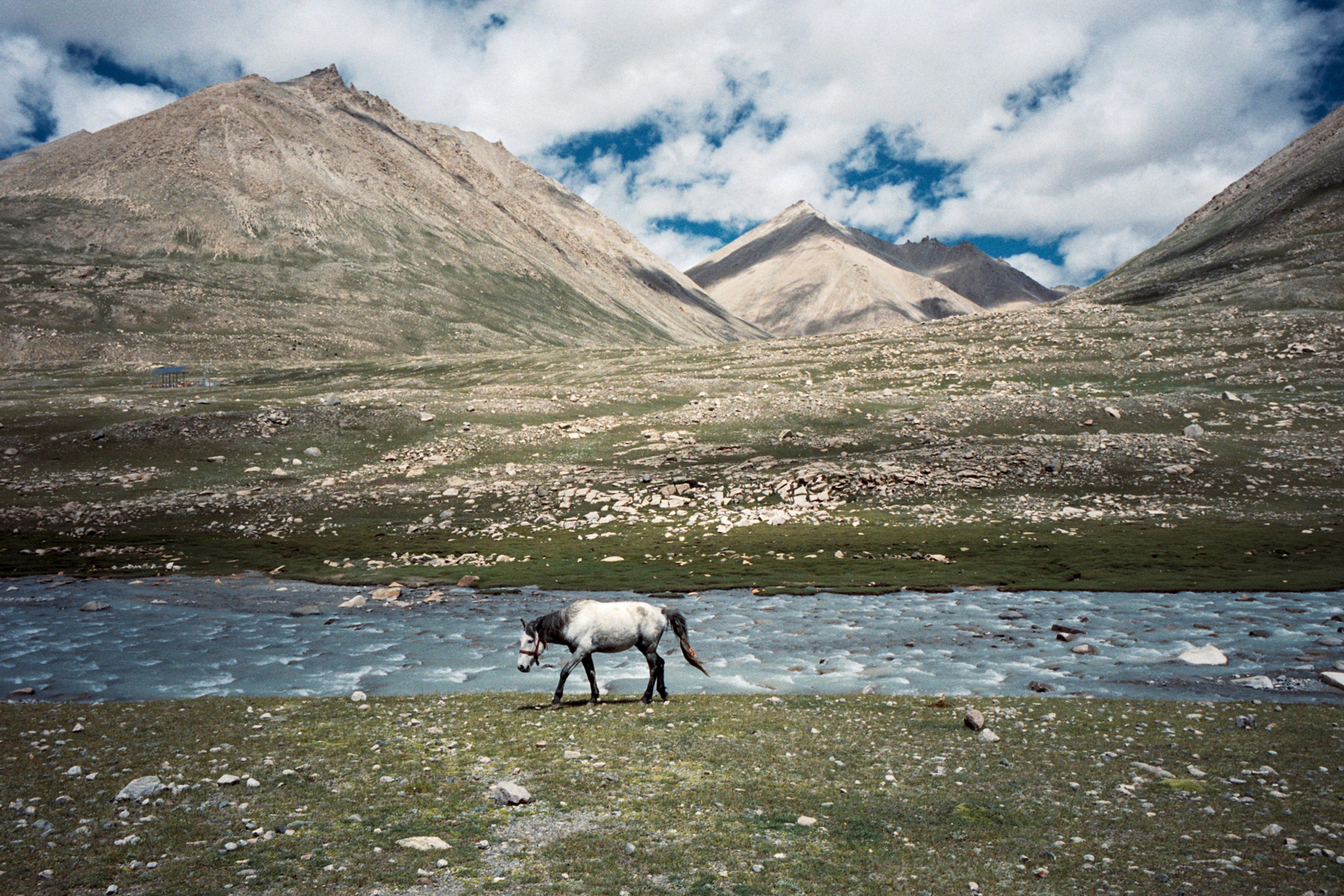 202304-n458fr29-andriimur-kailash-tibet_web.jpg