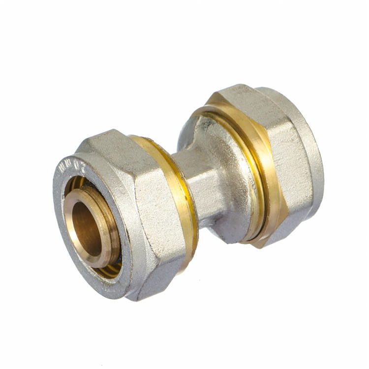 Brass compression coupling with hexagonal nuts on both ends, brass sealing rings, and a 20 mm size marking on the nut