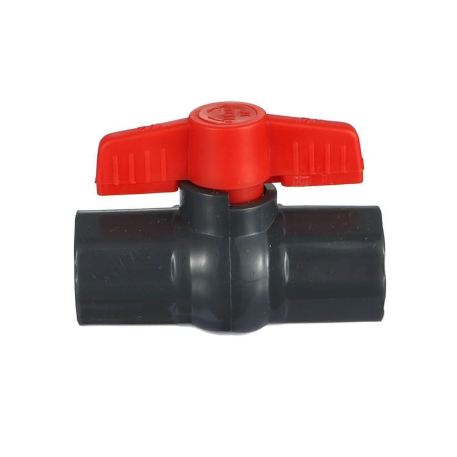 وصلات أنابيب PVC للضغط