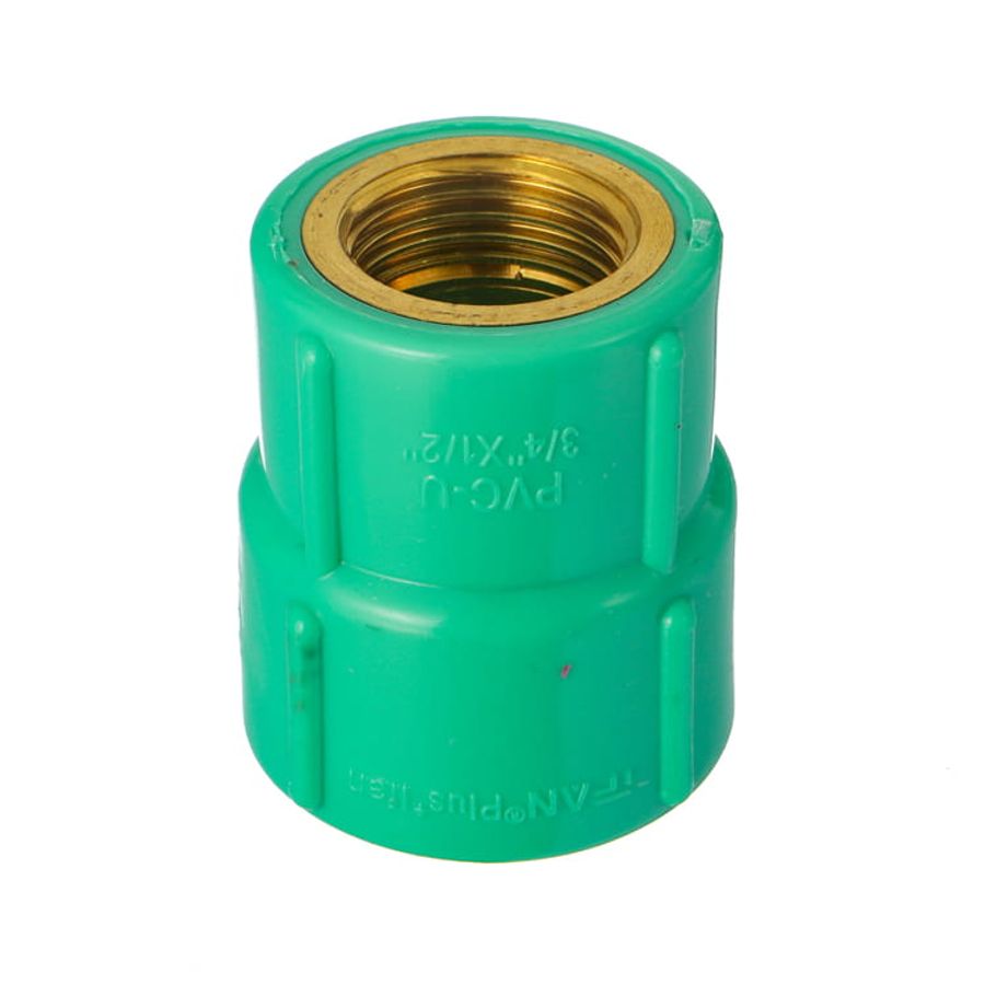 قطع أنابيب PVC لأنظمة الضغط