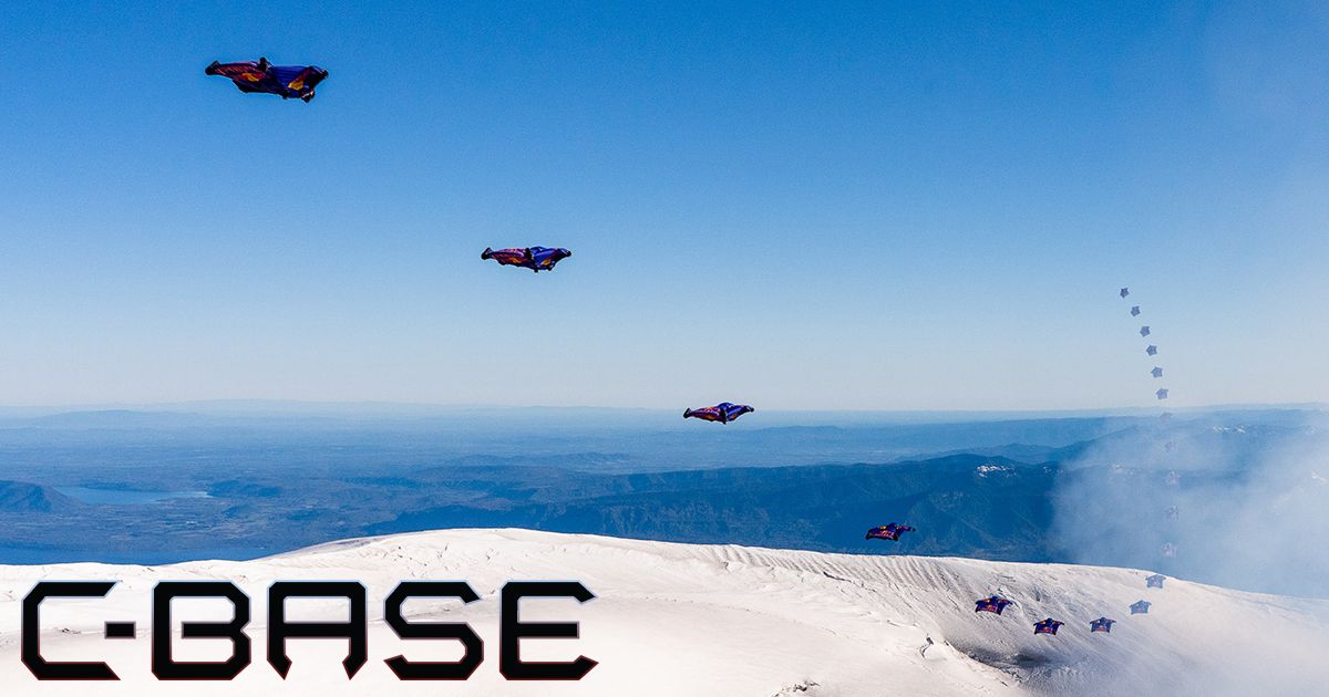 Wingsuit and Base Jumping Equipment: C-BASE | Squirrel