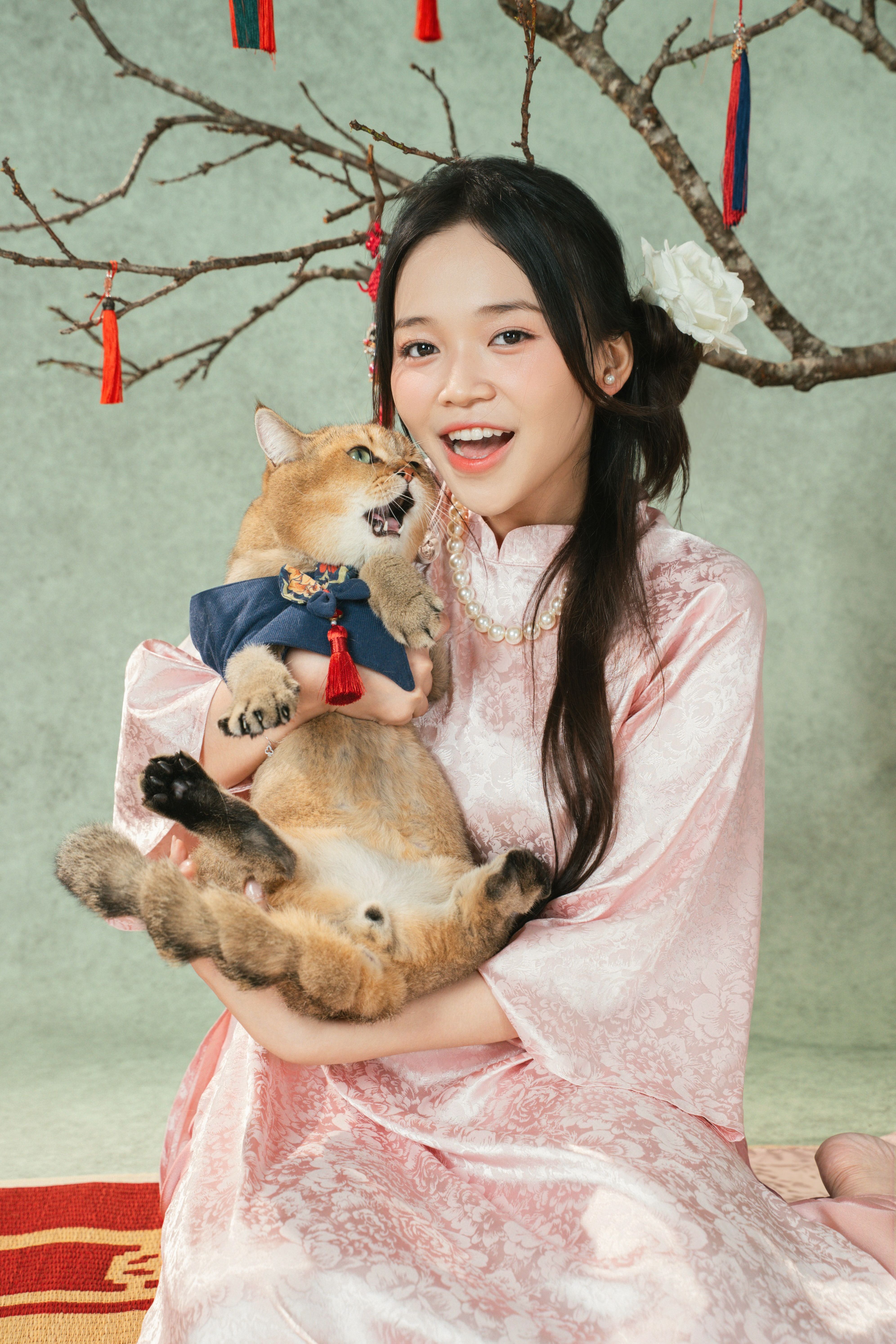 KHÁCH HÀNG KIM NGÂN