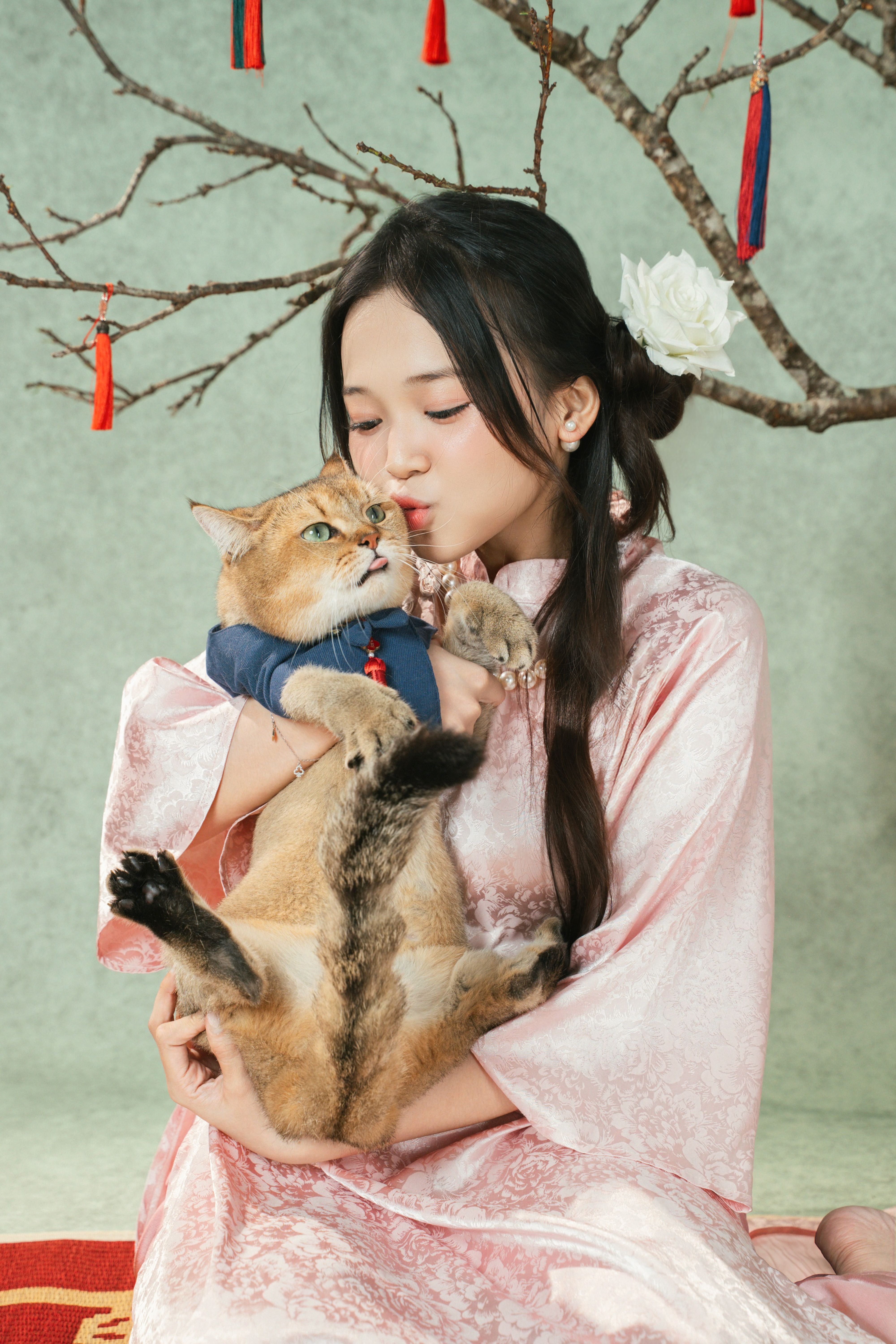 KHÁCH HÀNG KIM NGÂN