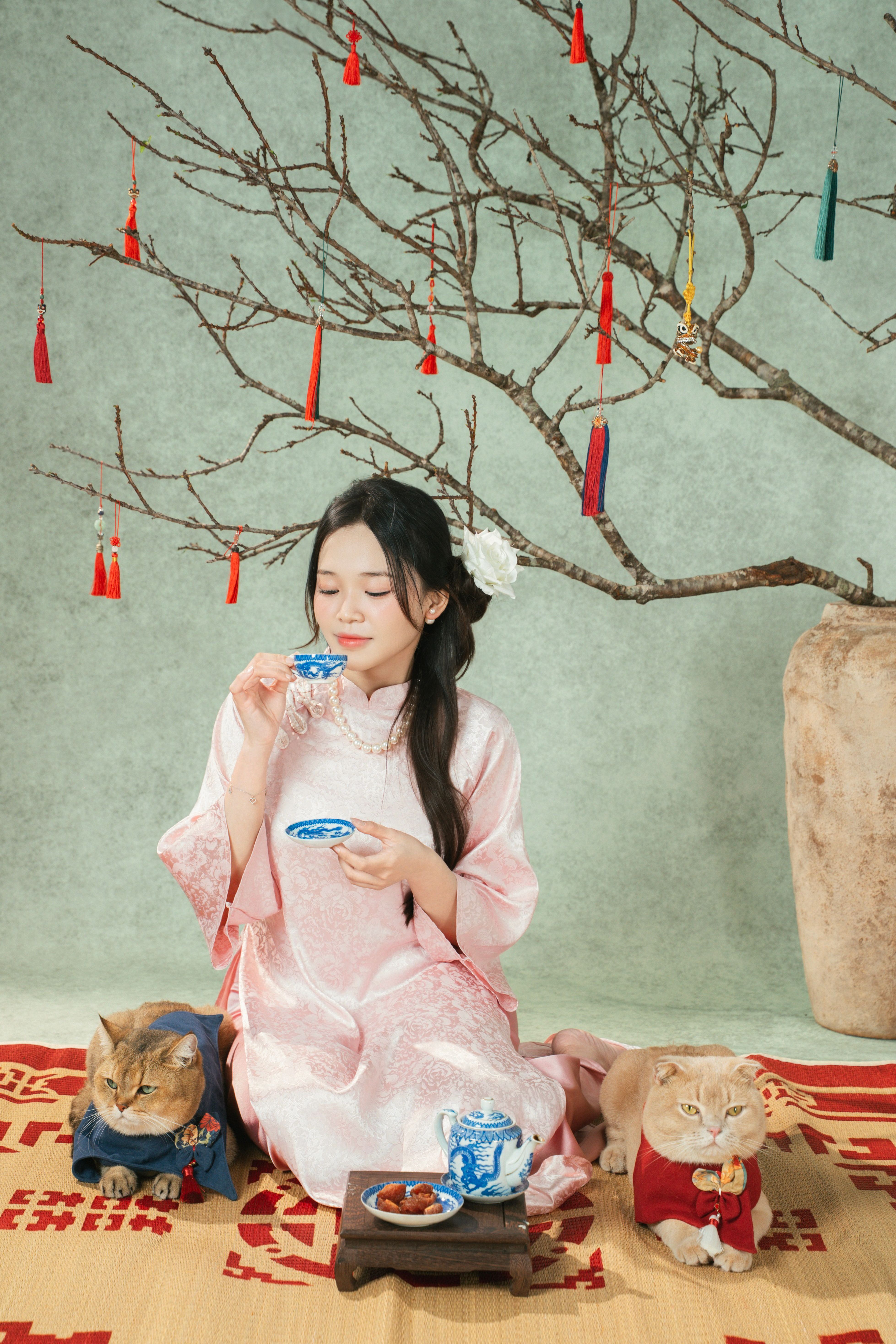KHÁCH HÀNG KIM NGÂN