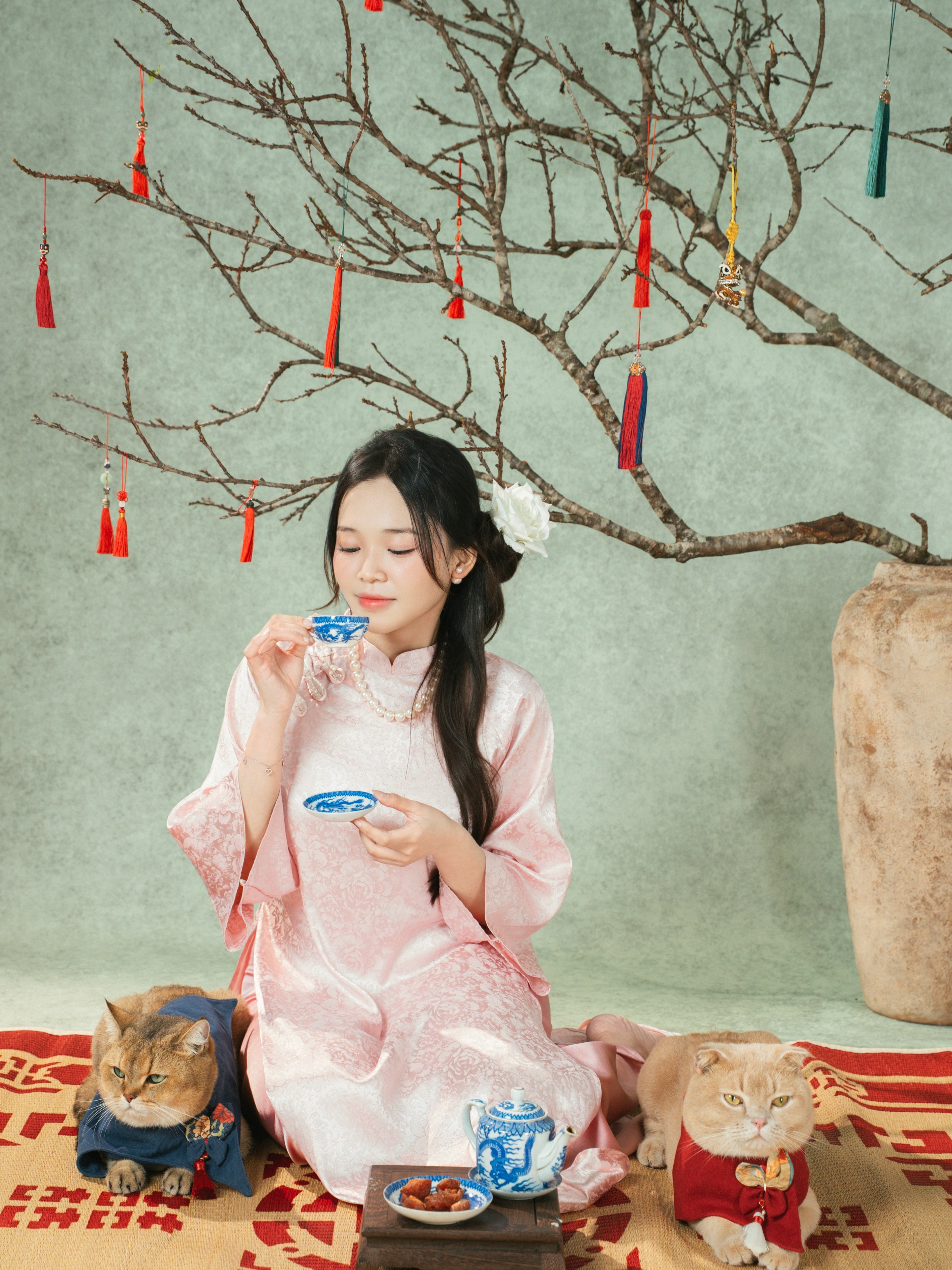 KHÁCH HÀNG KIM NGÂN