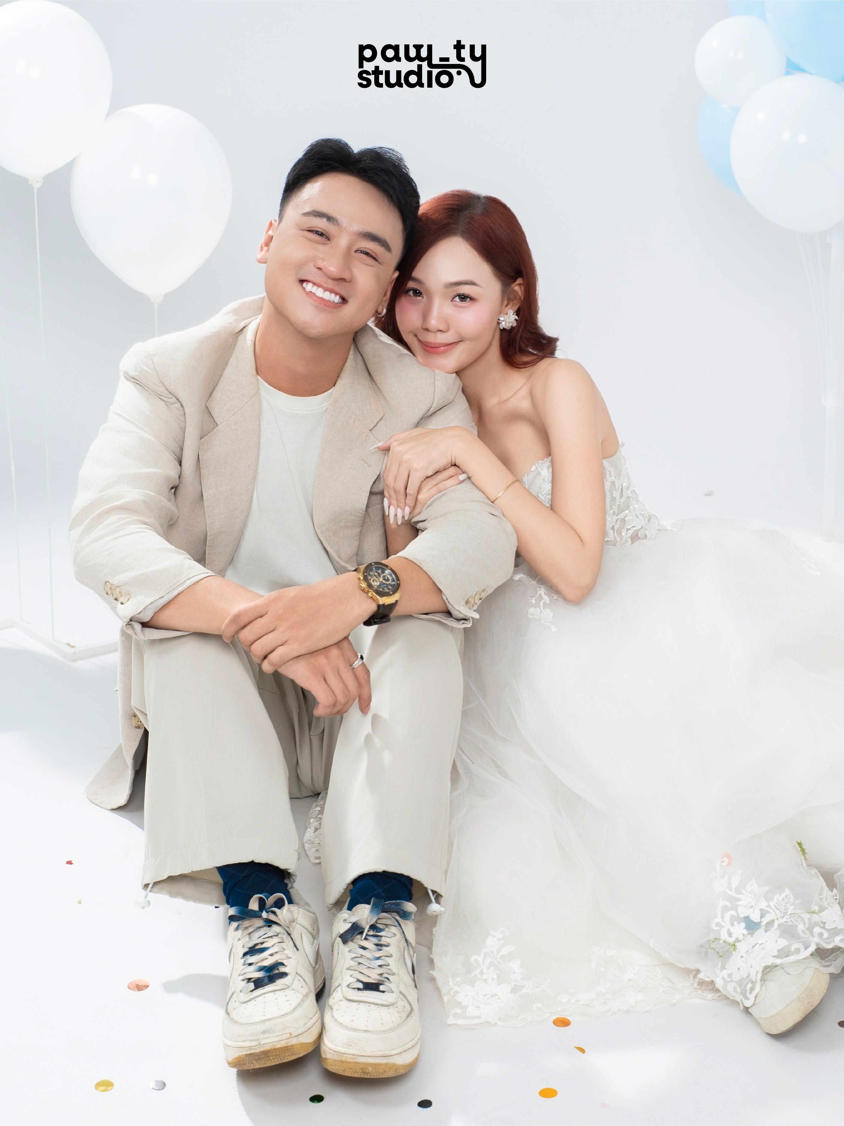 KHÁCH HÀNG UYÊN - PHÚC