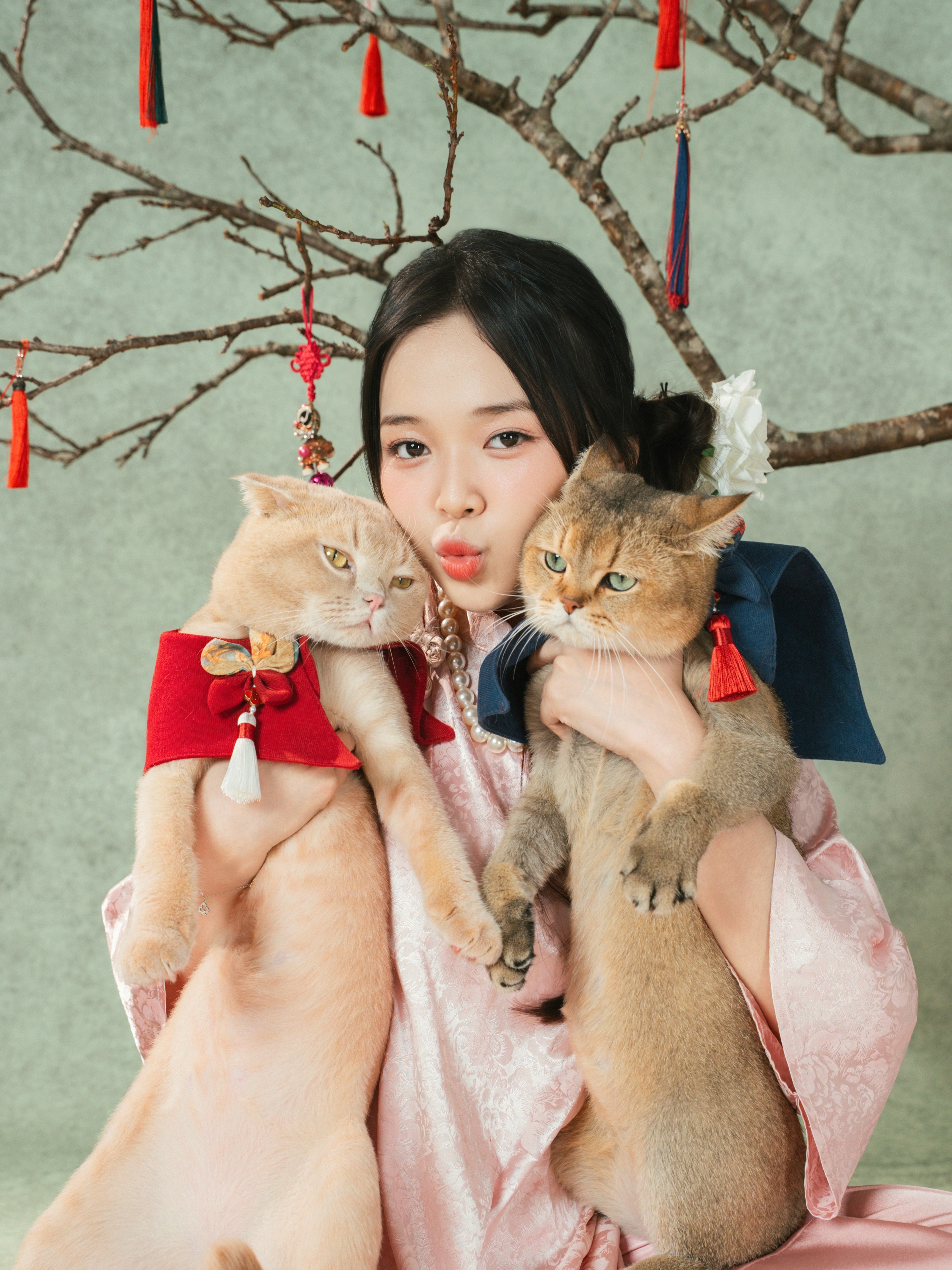 KHÁCH HÀNG KIM NGÂN