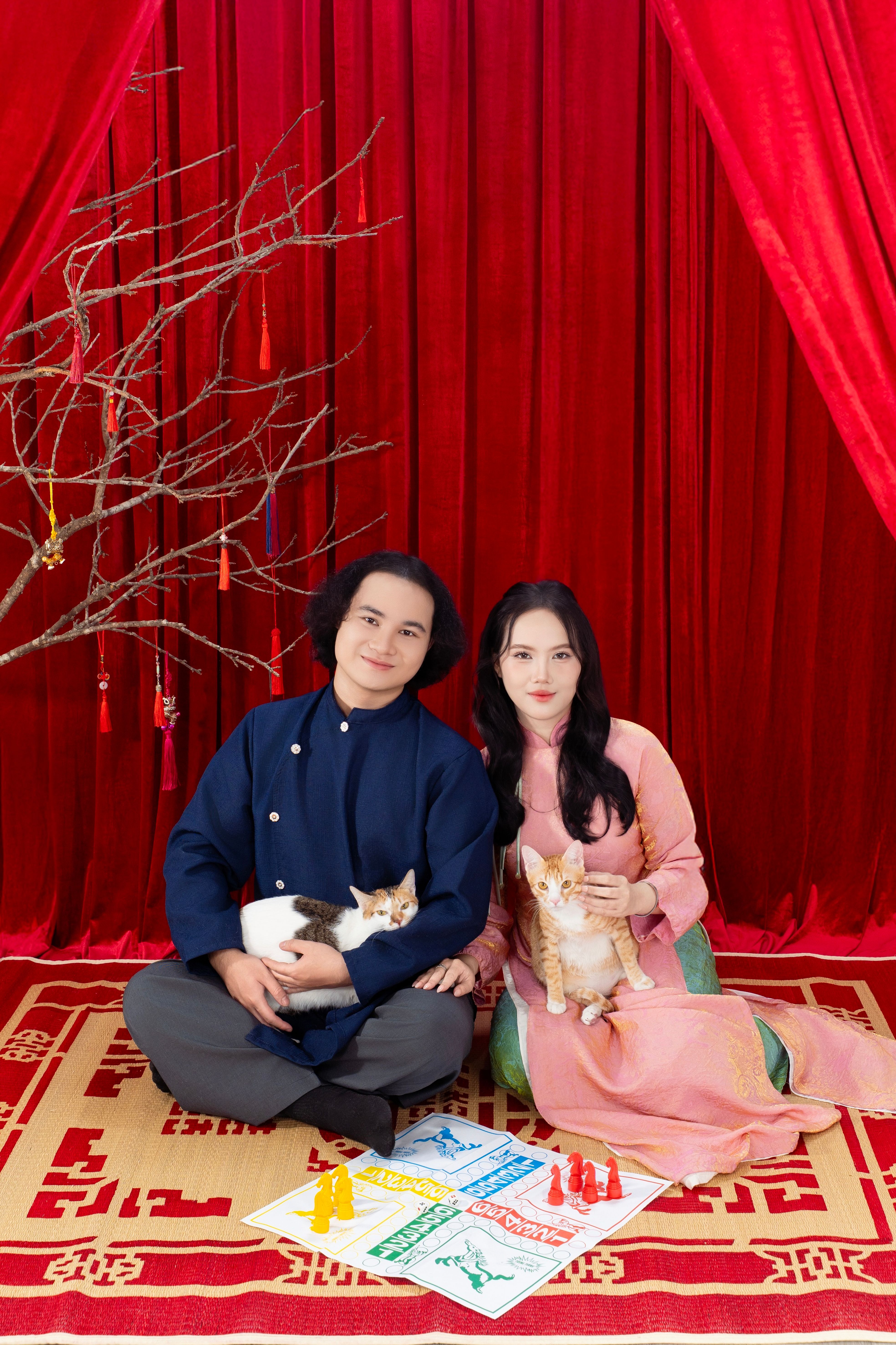 KHÁCH HÀNG NGUYÊN