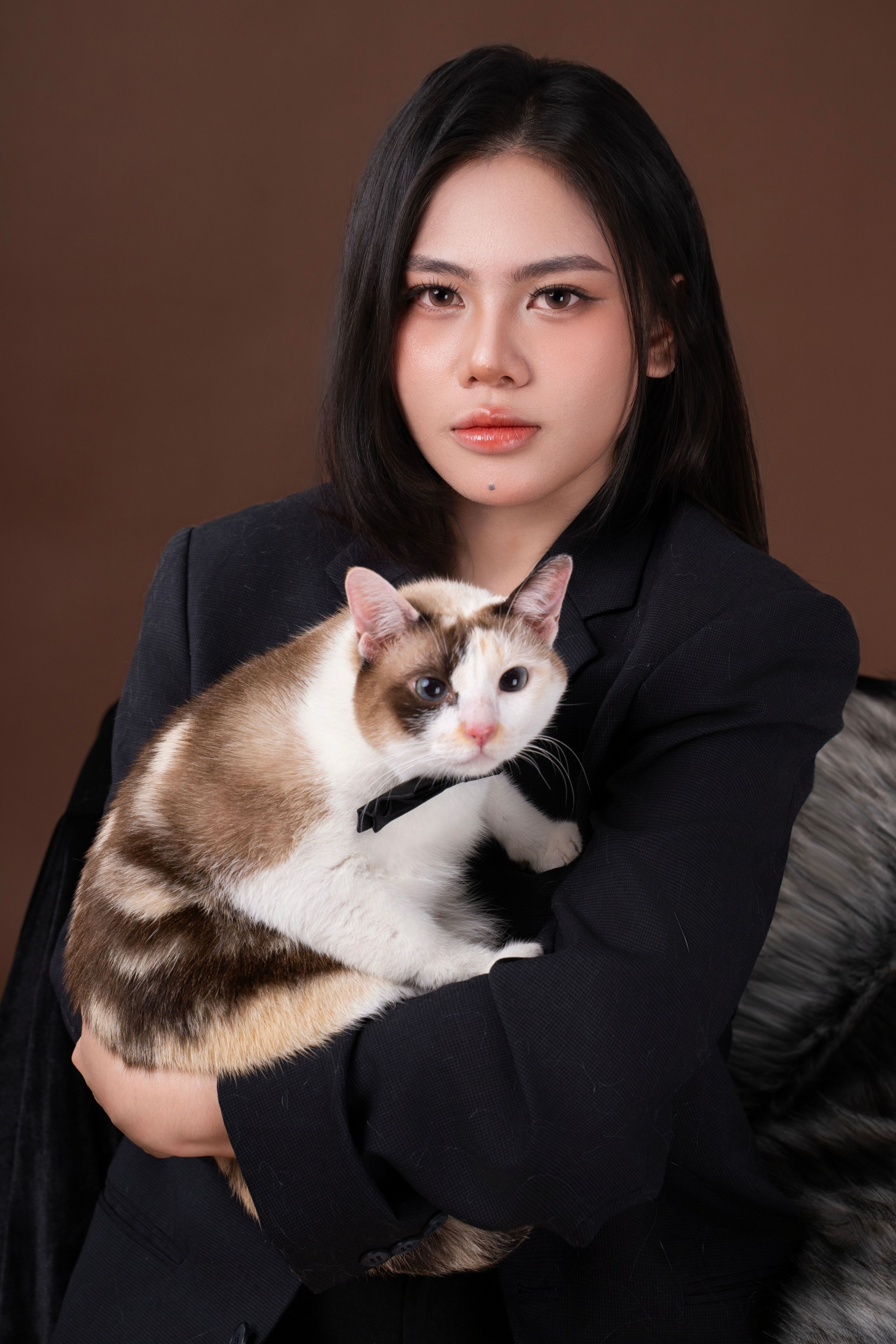 KHÁCH HÀNG NGUYỆT & EM BÉ RAIN