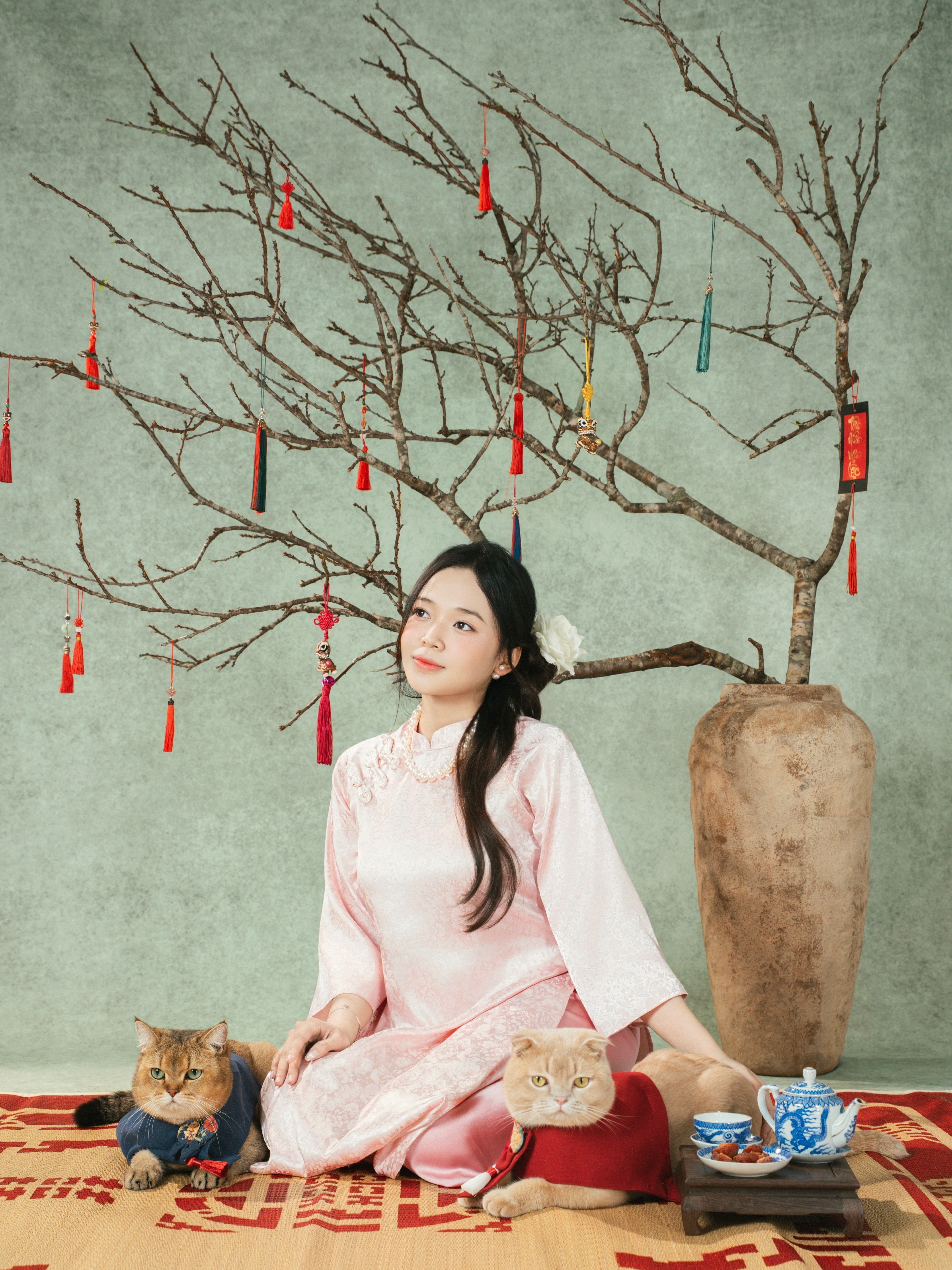 KHÁCH HÀNG KIM NGÂN