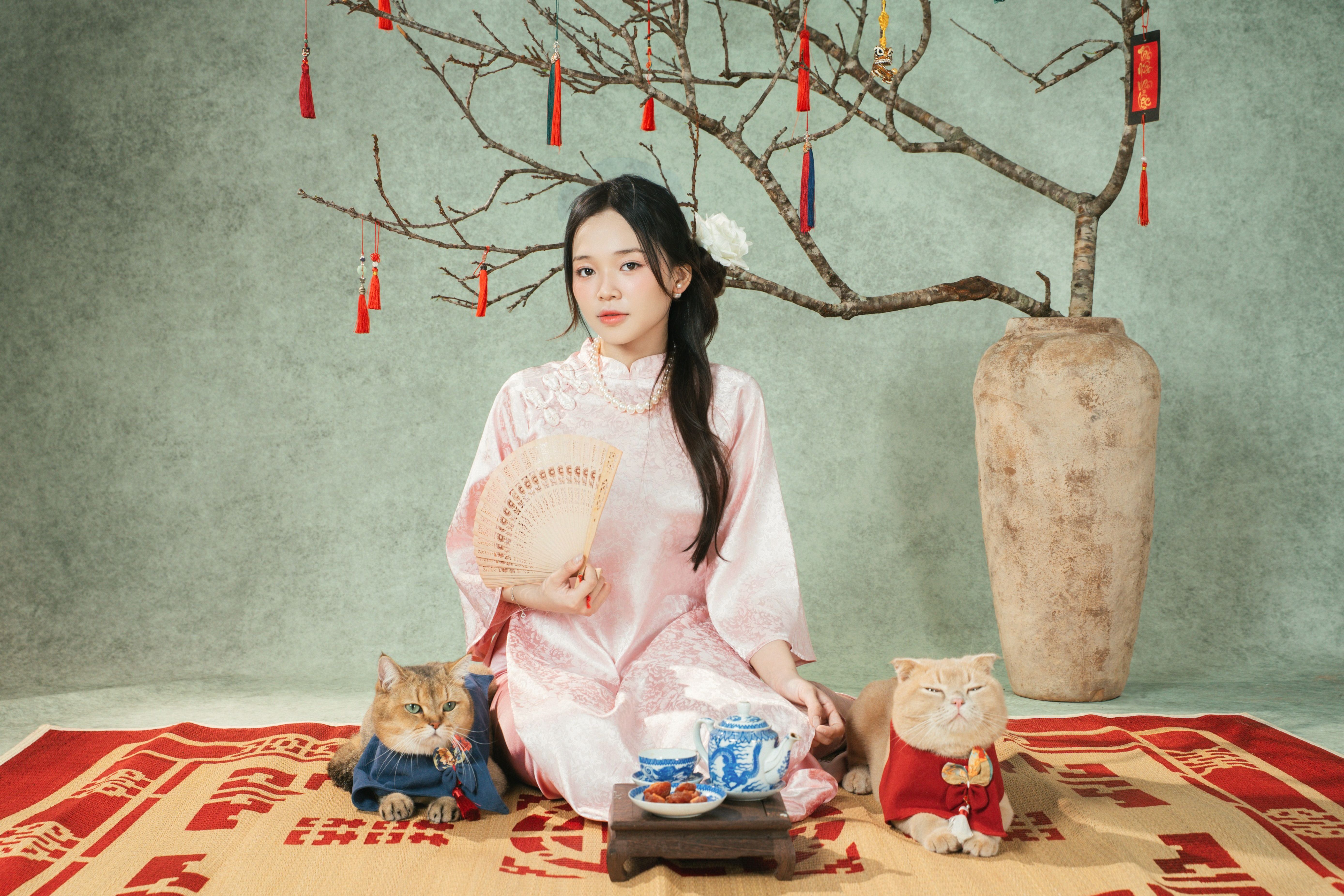 KHÁCH HÀNG KIM NGÂN