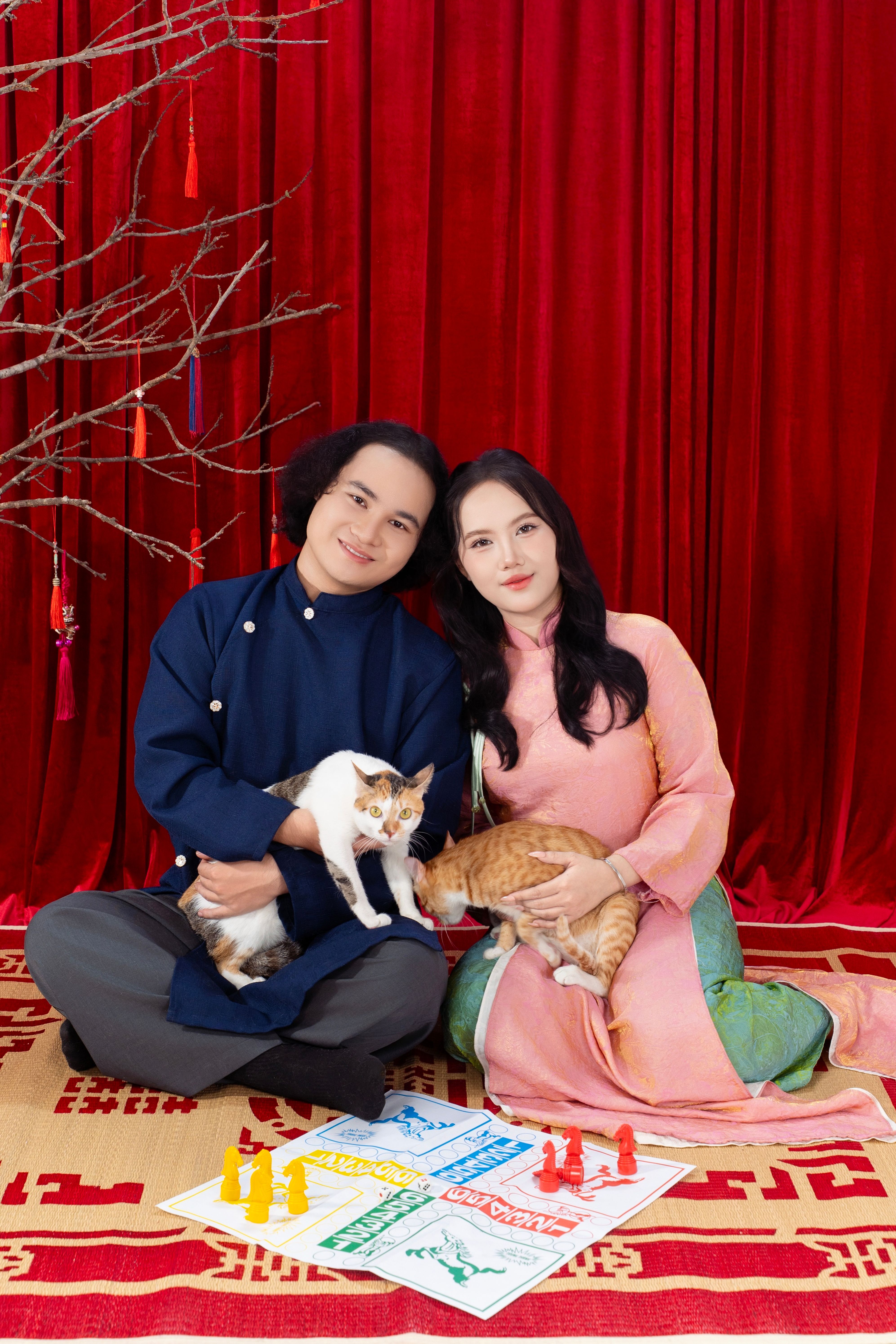 KHÁCH HÀNG NGUYÊN