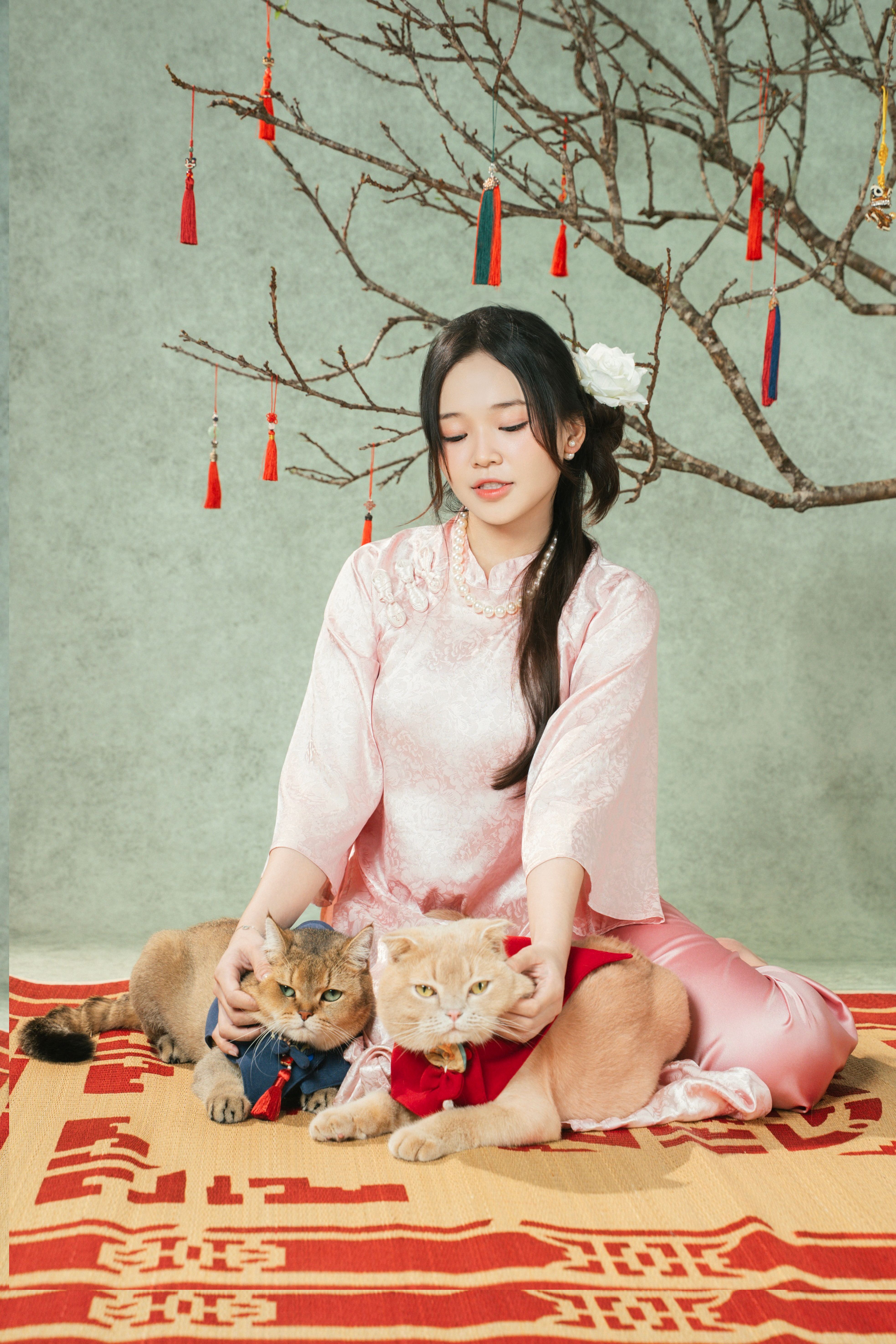 KHÁCH HÀNG KIM NGÂN