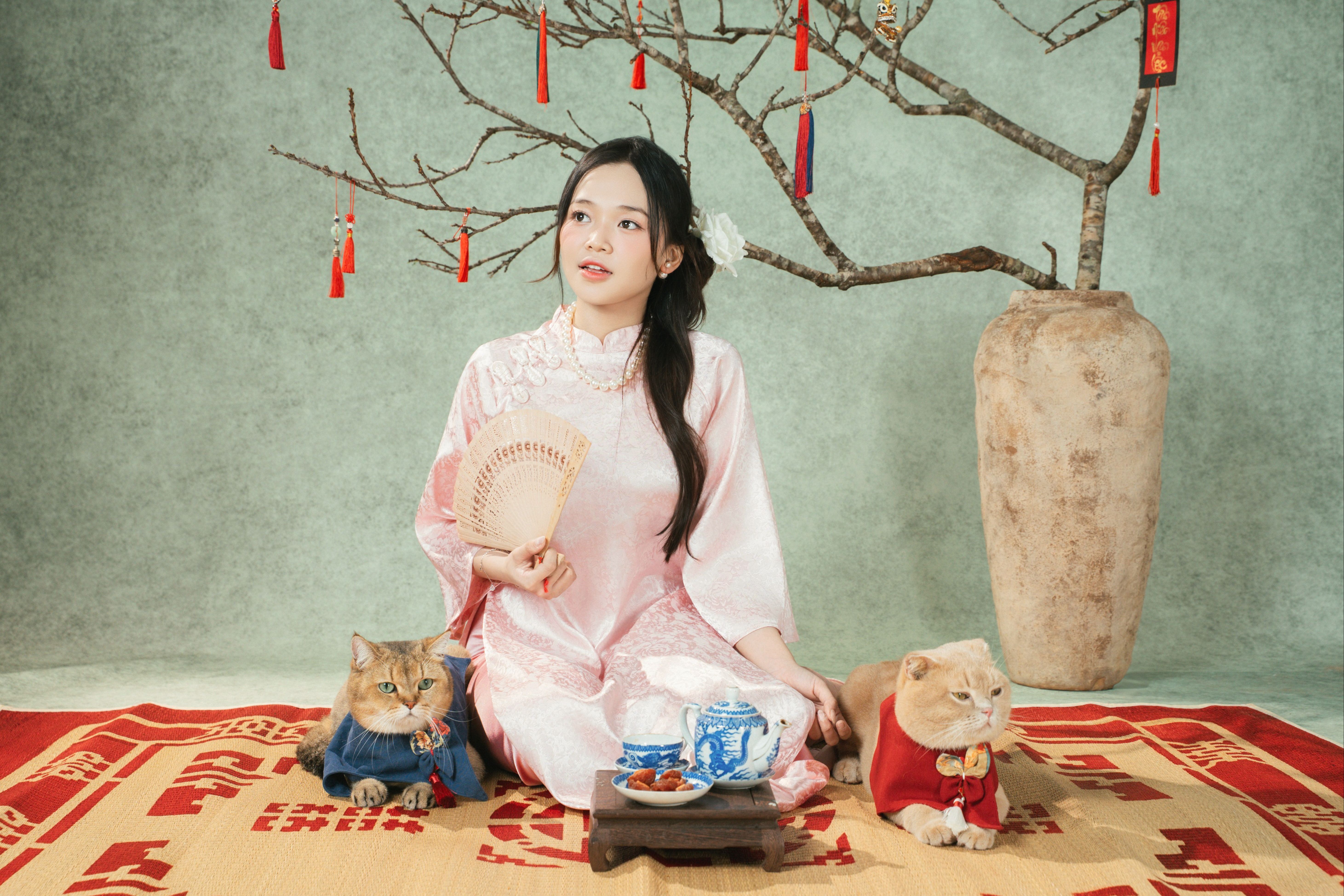 KHÁCH HÀNG KIM NGÂN