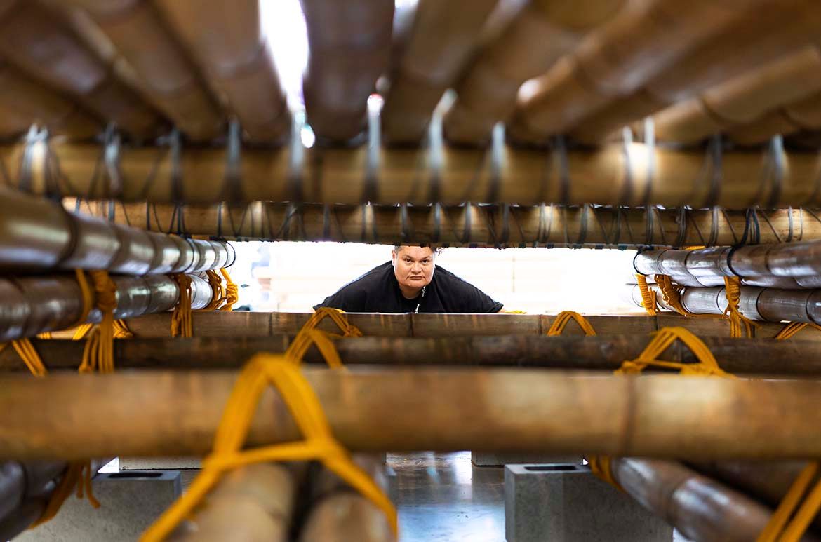 Salote Tawale, Fiji/Australia b.1976 / No Location 2021 / Bamboo, nylon rope, cotton, polycarbonate, sheeting, tarpaulin and found objects / 300 x 240 x 1350cm (approx.) / Commissioned for ‘The 10th Asia Pacific Triennial of Contemporary Art (APT10). Purchased 2021 with funds from the Jennifer Taylor Bequest through the Queensland Art Gallery l Gallery of Modern Art Foundation / Collection: Queensland Art Gallery | Gallery of Modern Art, Brisbane / This project has been assisted by the Australian Government through the Australia Council, its arts funding and advisory body, and the Visual Arts and Craft Strategy, an initiative of the Australian State and Territory Governments / © Salote Tawale