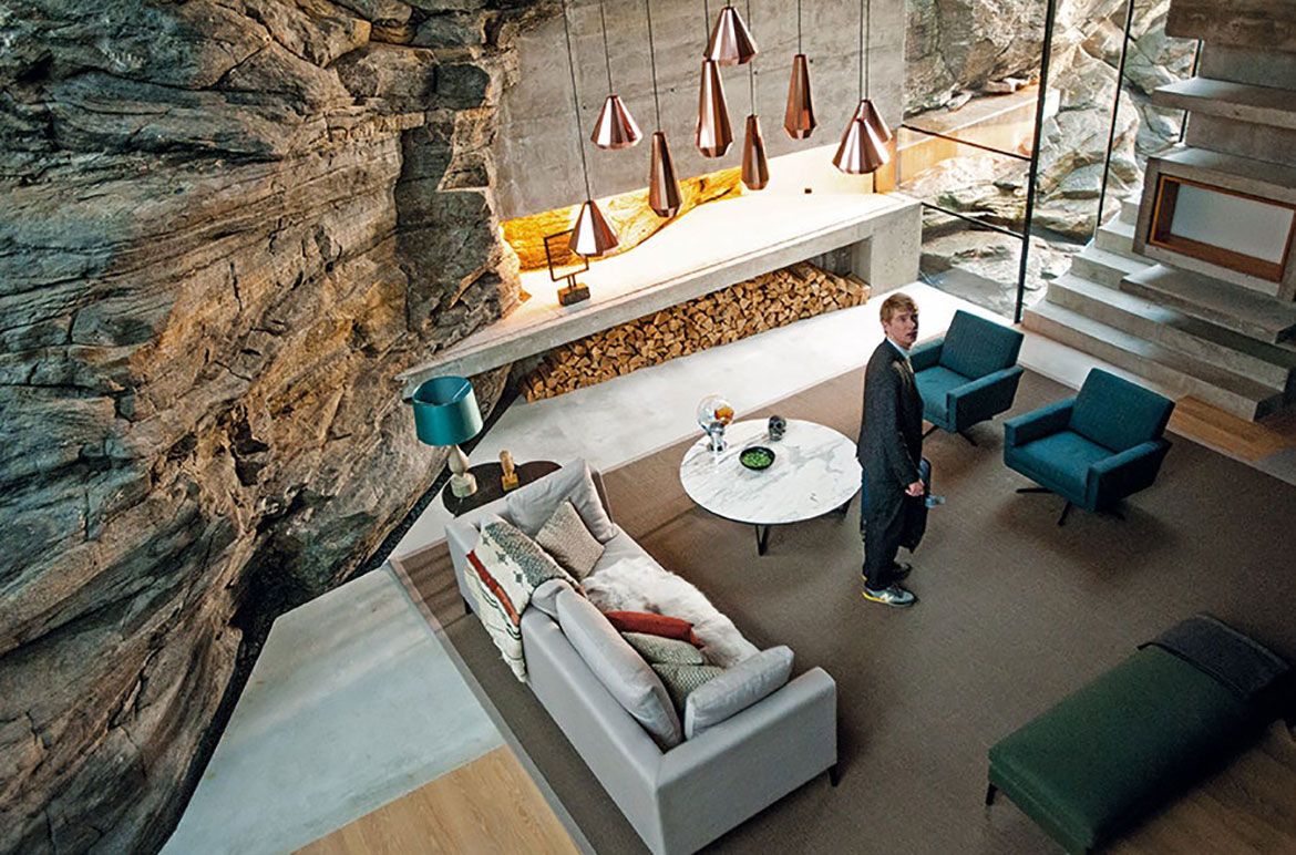 Ex Machina 2014 / Dir: Alex Garland