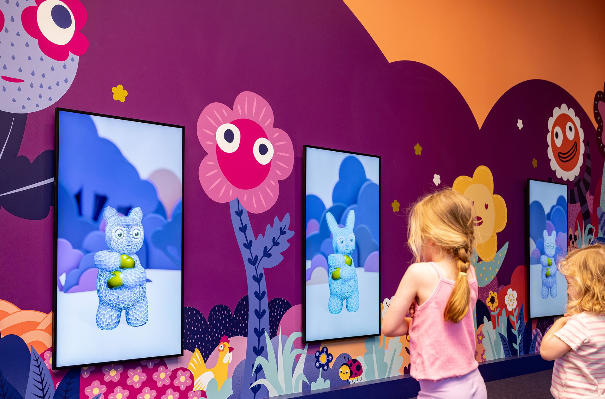 Dance Along with Dok Rak and Friends / Photograph: C Callistemon © QAGOMA