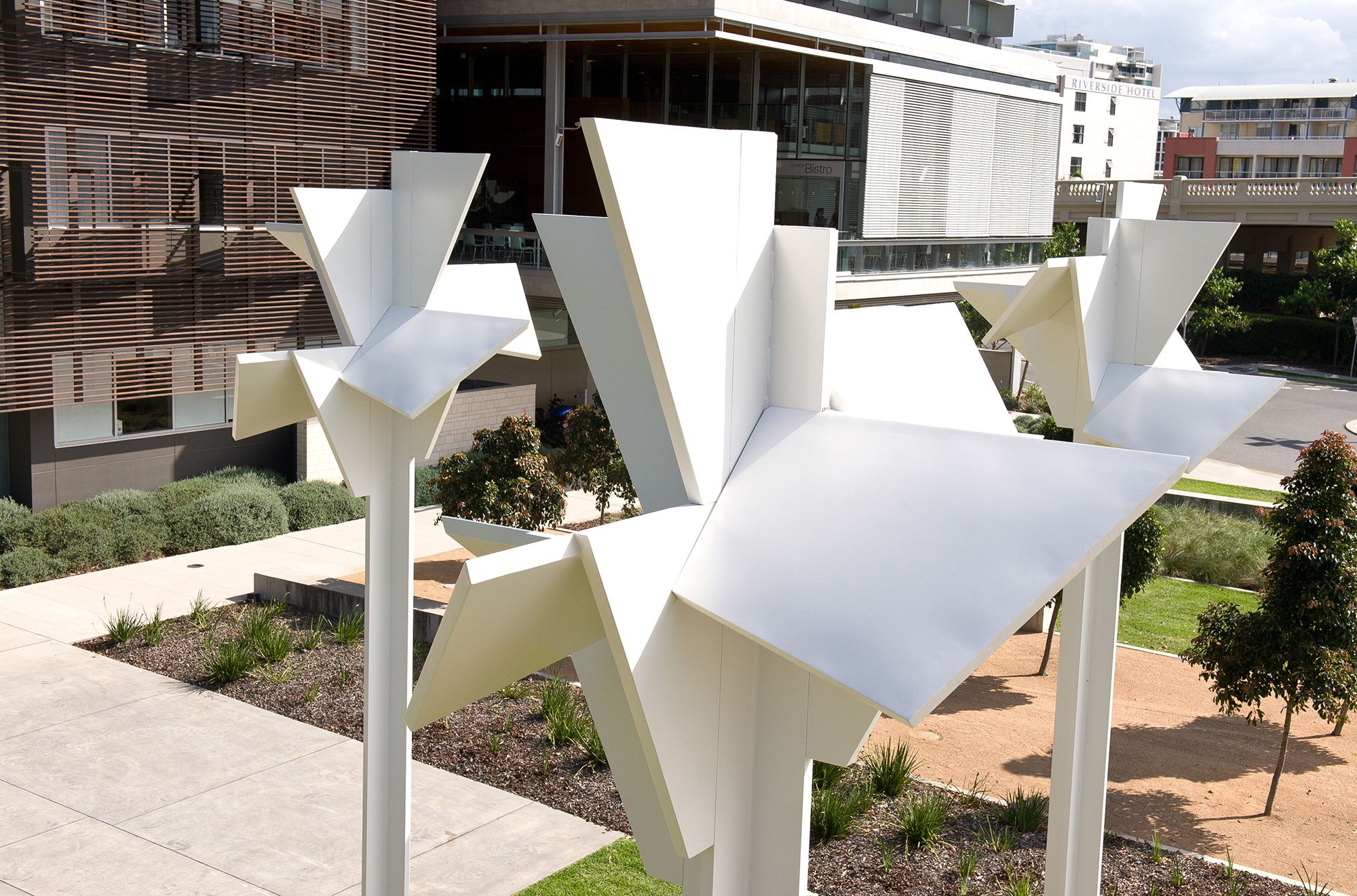 Martin Boyce, United Kingdom b.1967 / We are shipwrecked and landlocked 2008-10 / Polyurethane on aluminium / Three elements: 770cm (high, each) / Gift of Kaldor Public Art Projects (Sydney), the artist and The Modern Institute (Glasgow) with financial assistance from the Queensland Government through Arts Queensland 2010 / Collection: Queensland Art Gallery | Gallery of Modern Art / Installed for ’21st Century: Art in the First Decade’ at the Gallery of Modern Art (GOMA) 18 December 2010 – 26 April 2011 / © Martin Boyce