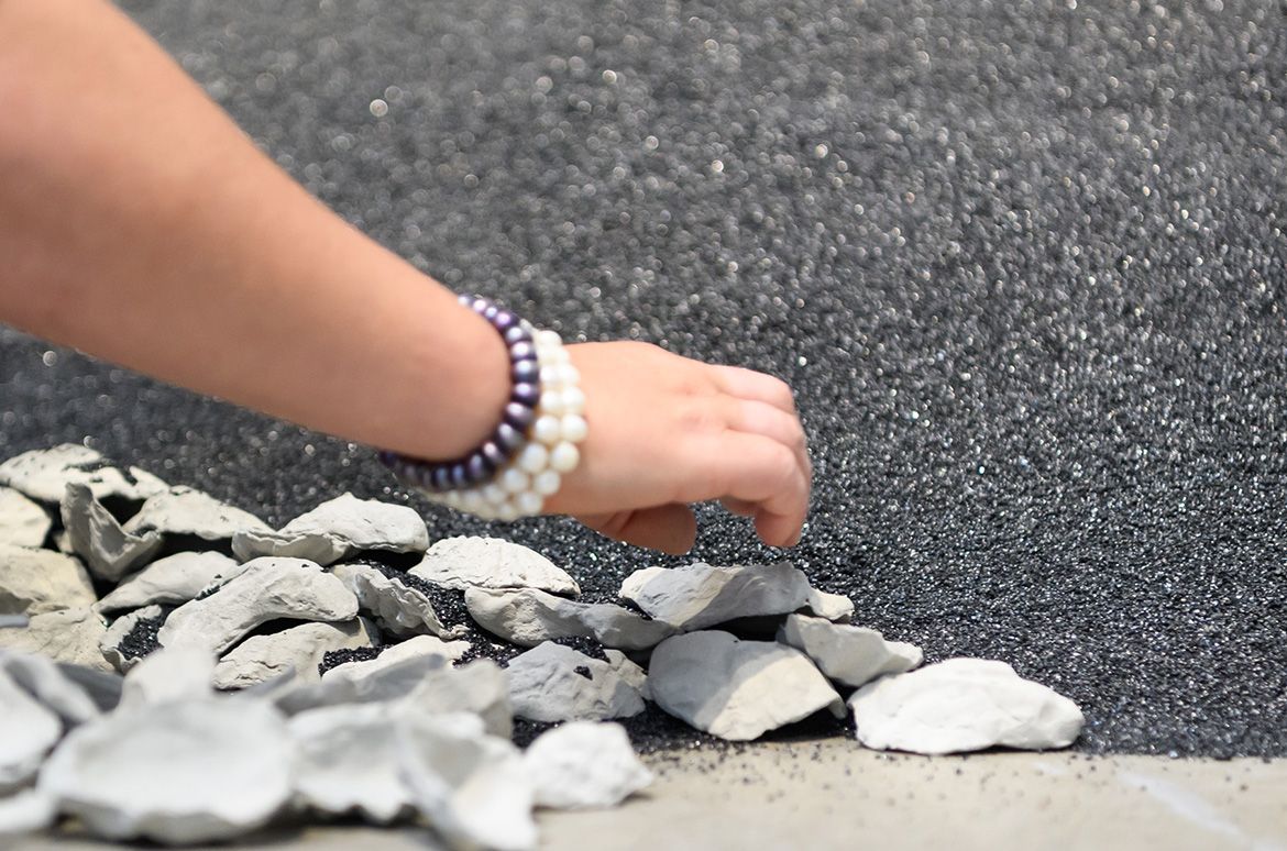 Megan Cope, Quandamooka people, Australia b.1982 / RE FORMATION 2019 / 12 000 pieces of cast-concrete, ilmenite / Purchased 2019 with funds from the Contemporary Patrons through the Queensland Art Gallery | Gallery of Modern Art Foundation / Collection: Queensland Art Gallery | Gallery of Modern Art / © Megan Cope