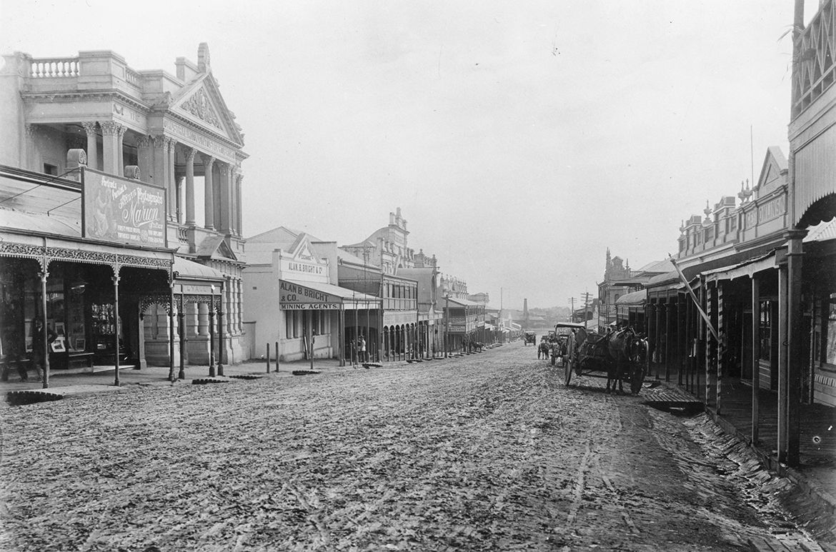 Mosman Street, Charters Towers, c.1890s / 41142 / Courtesy: John Oxley Library, State Library of Queensland, Brisbane