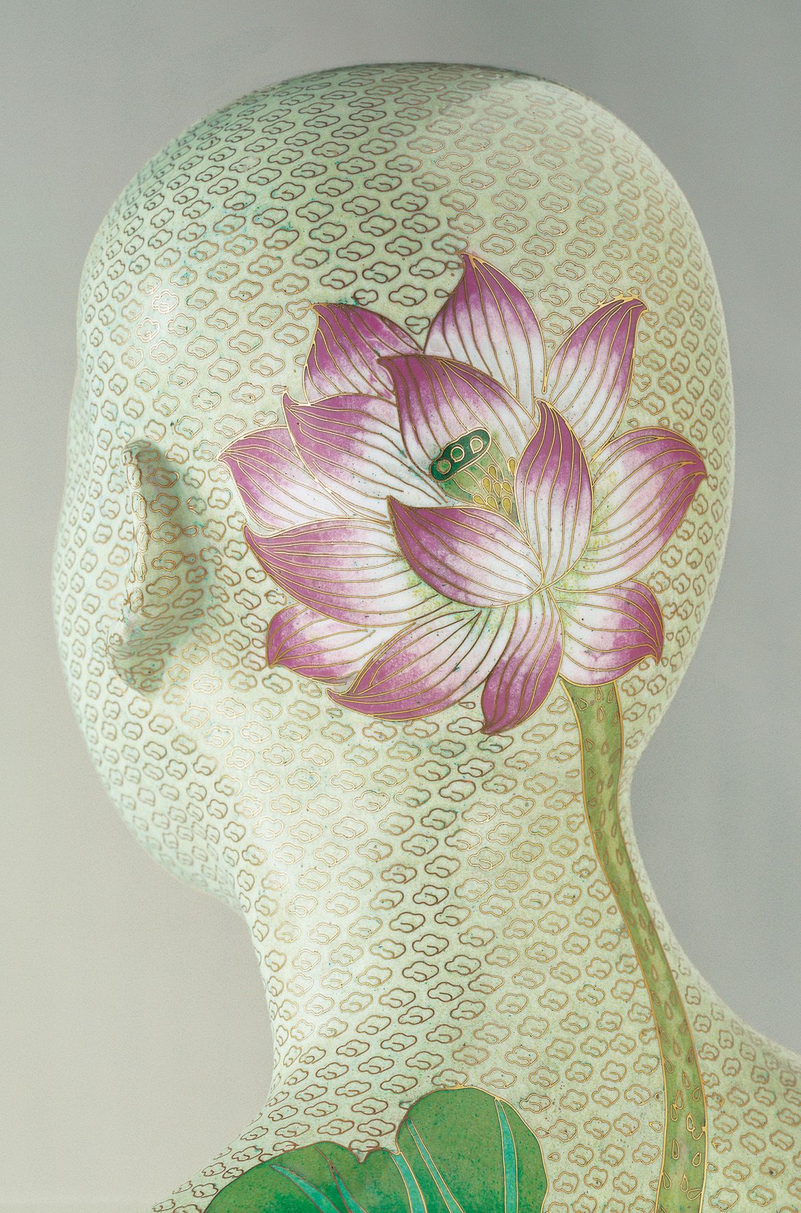 Ah Xian, China/Australia b.1960 / Human human – lotus, cloisonné figure 1 (detail) 2000-01 / Hand-beaten copper, finely enamelled in the cloisonné technique / 158 x 55.5 x 32cm / Purchased 2002. The Queensland Government’s Gallery of Modern Art Acquisitions Fund / Collection: Queensland Art Gallery | Gallery of Modern Art / © Ah Xian