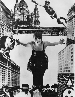Production still from Berlin, Symphony of a Great City 1927/ Director: Walter Ruttmann / Image courtesy: Deutsche Kinemathek – Museum für Film und Fernsehen