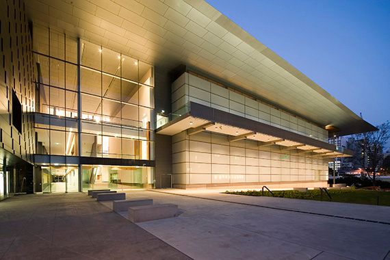 The Gallery of Modern Art, Kurilpa Point, South Bank., Brisbane / Photography: John Gollings