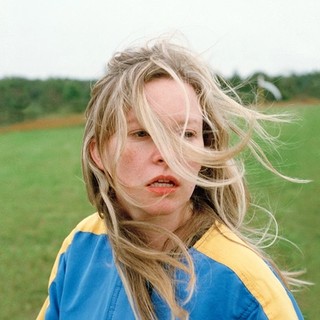 Production still from Anne at 13,000 Ft 2019 / Director: Kazik Radwanski / Image courtesy: Cercamon