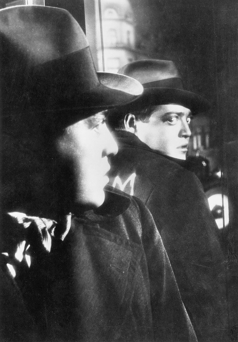 Production still from M – A Town is Looking for a Murderer 1931 / Director: Fritz Lang / Image courtesy: Praesens Film
Production still from M – A Town is Looking for a Murderer 1931 / Director: Fritz Lang / Image courtesy: Praesens Film