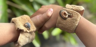 Kangaroo skin friendship bracelets / Courtesy: The artist