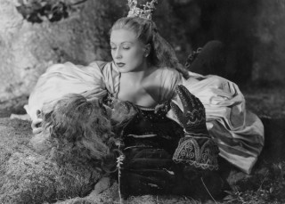 Production still from Beauty and the Beast 1946 / Director: Jean Cocteau / Image courtesy: British Film Institute