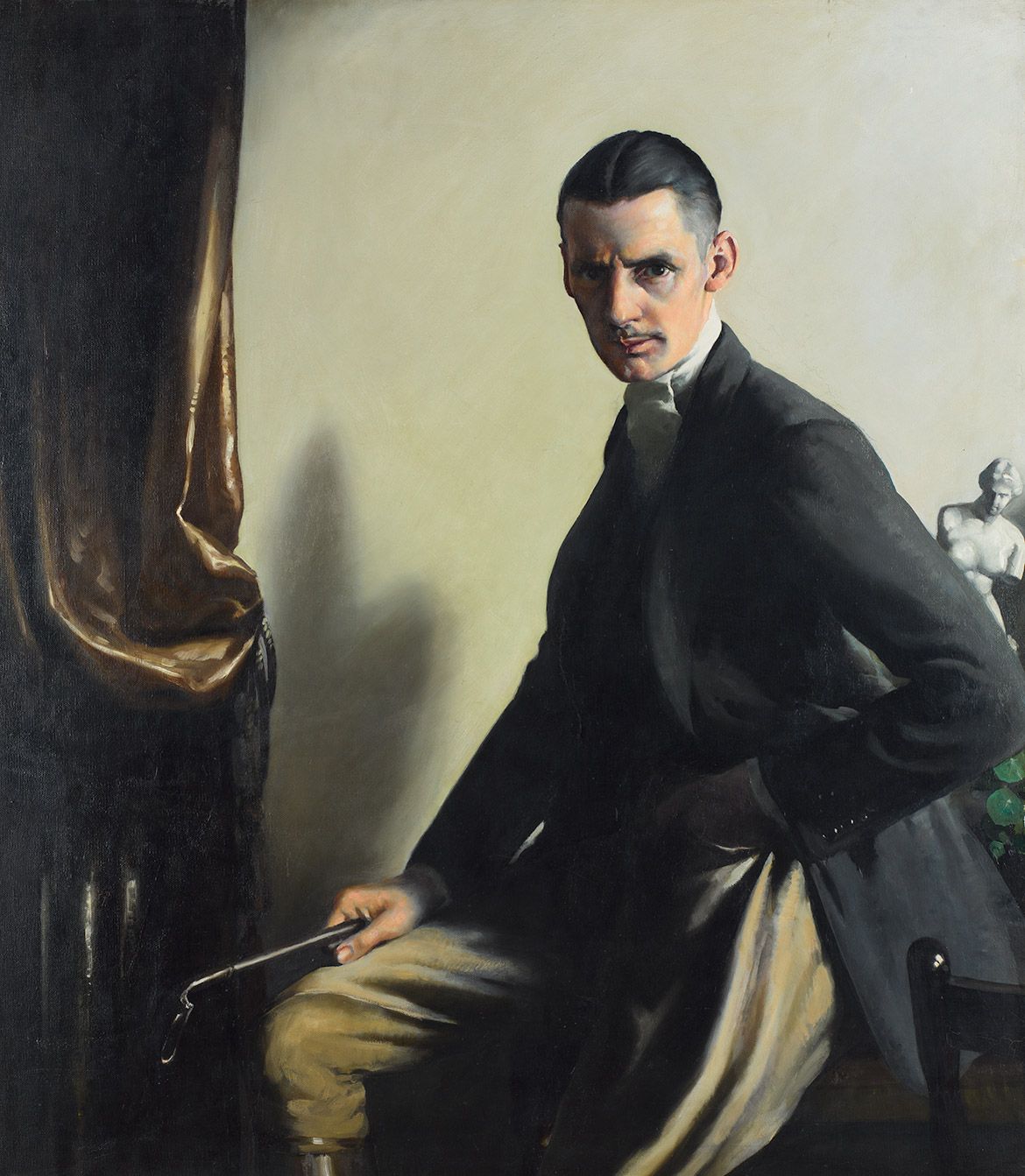 Melville Haysom, Australia 1900‑67 / Self portrait 1936 / Oil on canvas / 127.8 x 112.5cm / Purchased 1937 / Collection: Queensland Art Gallery | Gallery of Modern Art / © QAGOMA