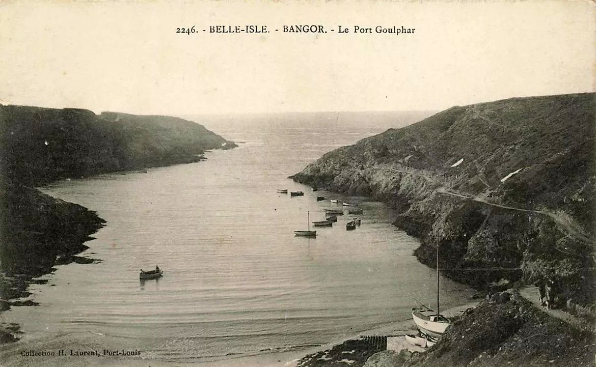 Postcard showing the view from John Russell’s house at Le Port de Goulphar, Belle-Île c.1900