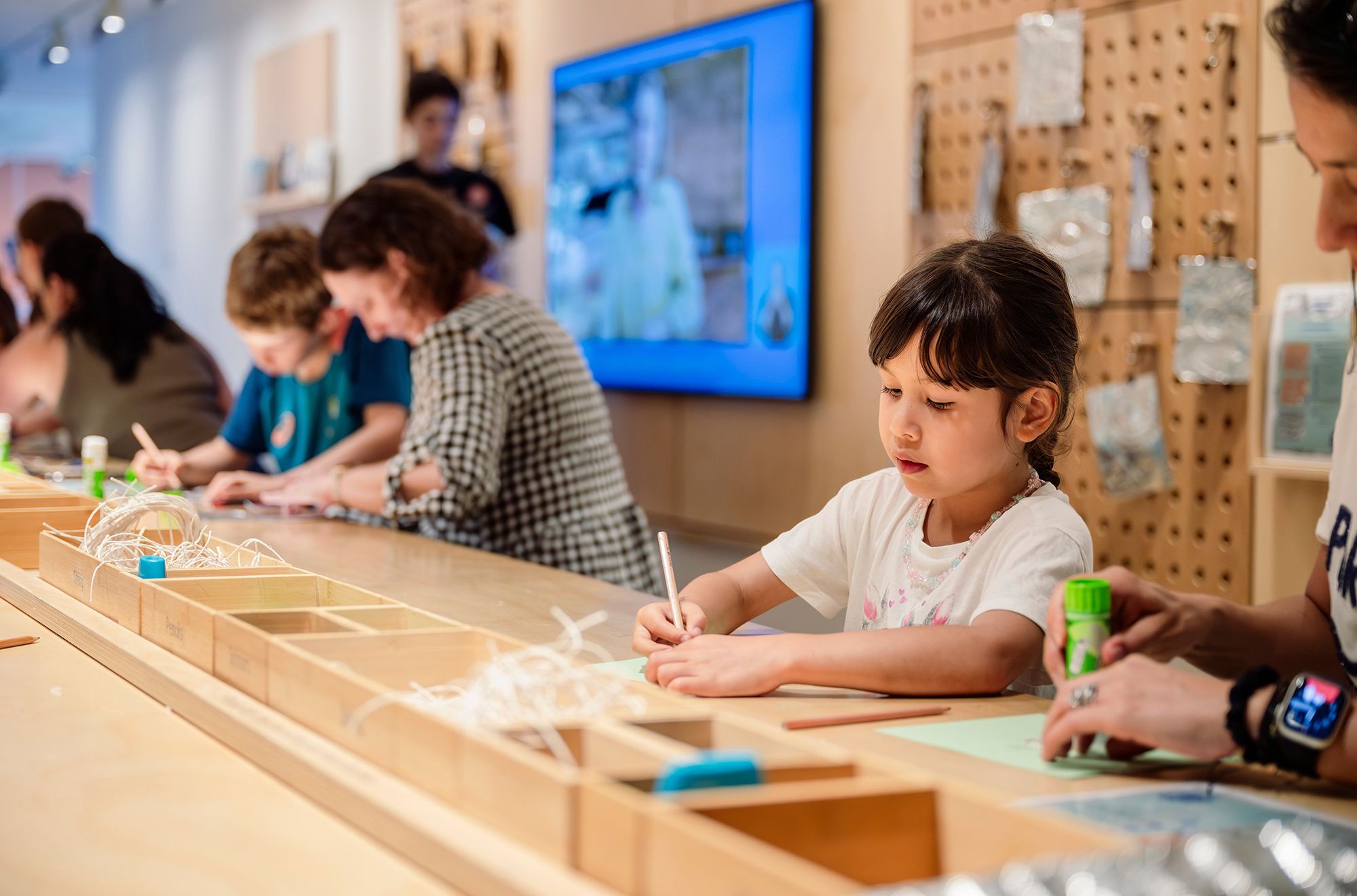 Creating a sculptural drawing