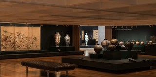 Installation view, Asian Art Collection Gallery, Queensland Art Gallery