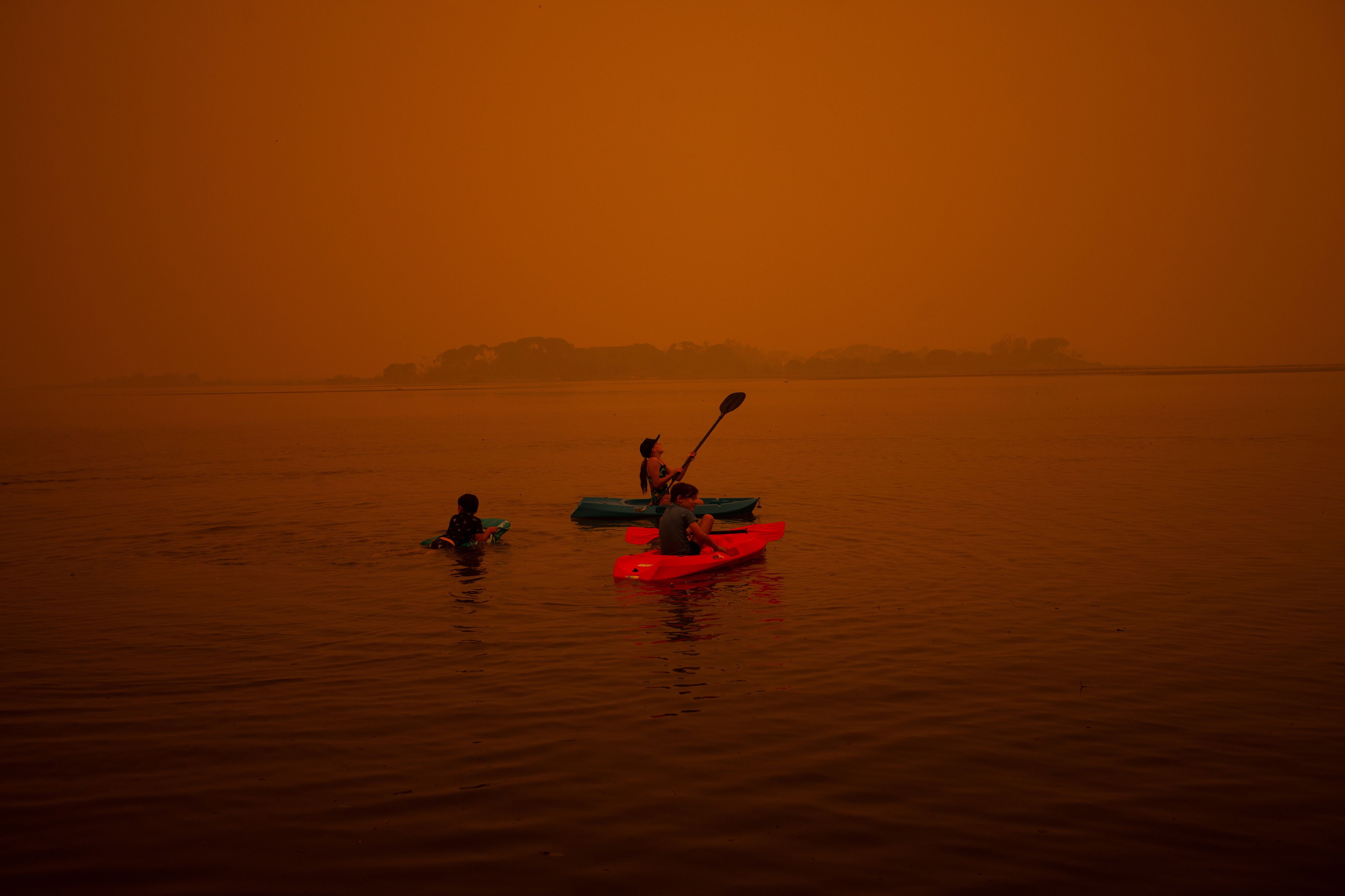 Rachel Mounsey / Australia b.1975 / Mallacoota fires in the sky 3 (from ‘Mallacoota fires in the sky’ series) 2020 / Inkjet print on Canson Platine Fibre Rag paper / 100 x 150cm / Collection: Queensland Art Gallery | Gallery of Modern Art / Purchased 2022. Queensland Art Gallery | Gallery of Modern Art Foundation / © Rachel Mounsey / Courtesy: the artist