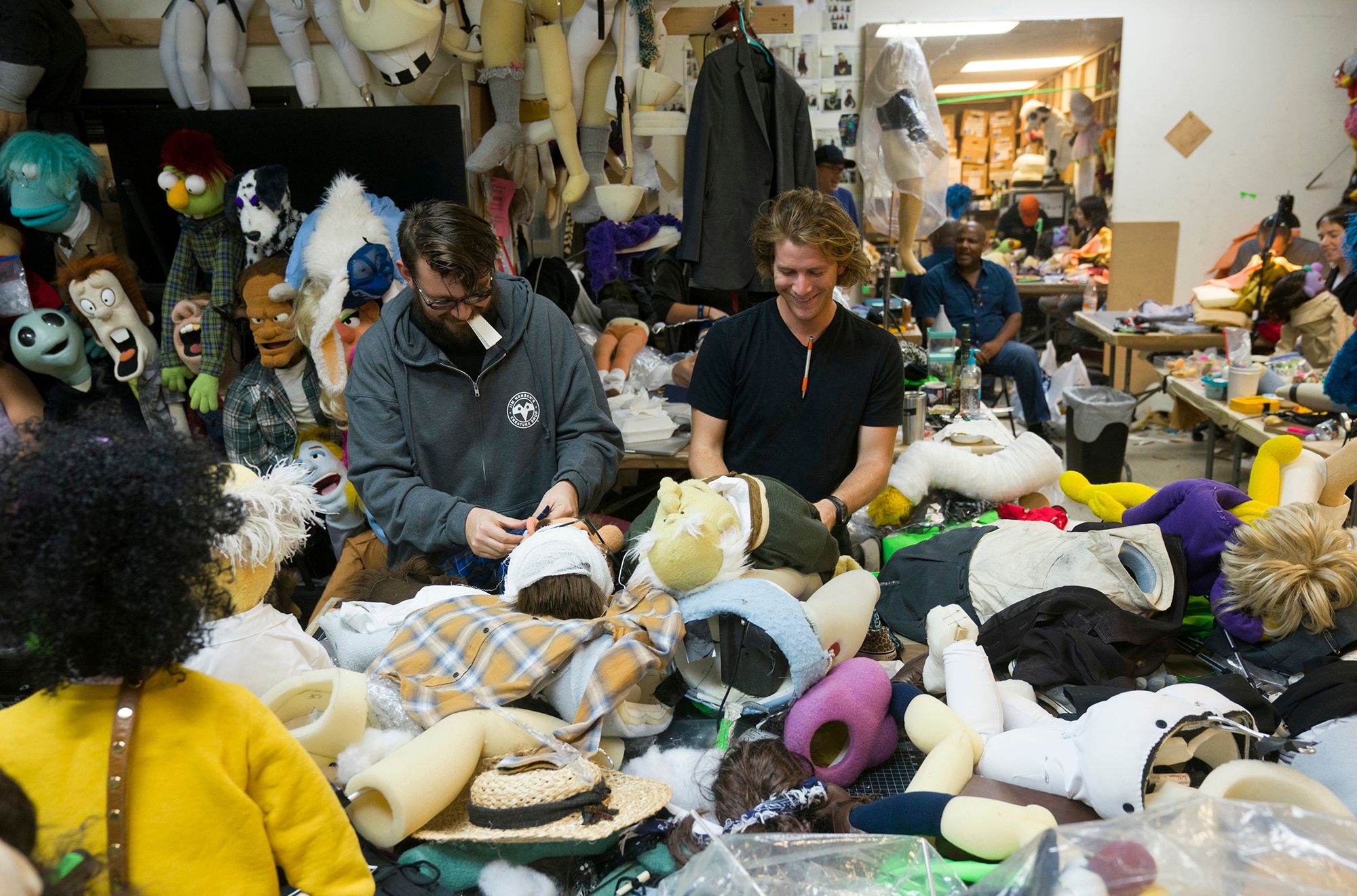 Building puppets in the Los Angeles Creature Shop for The Happytime Murders 2018 / Director: Brian Henson / © The Jim Henson Company. All Rights Reserved / Image courtesy: The Jim Henson Company