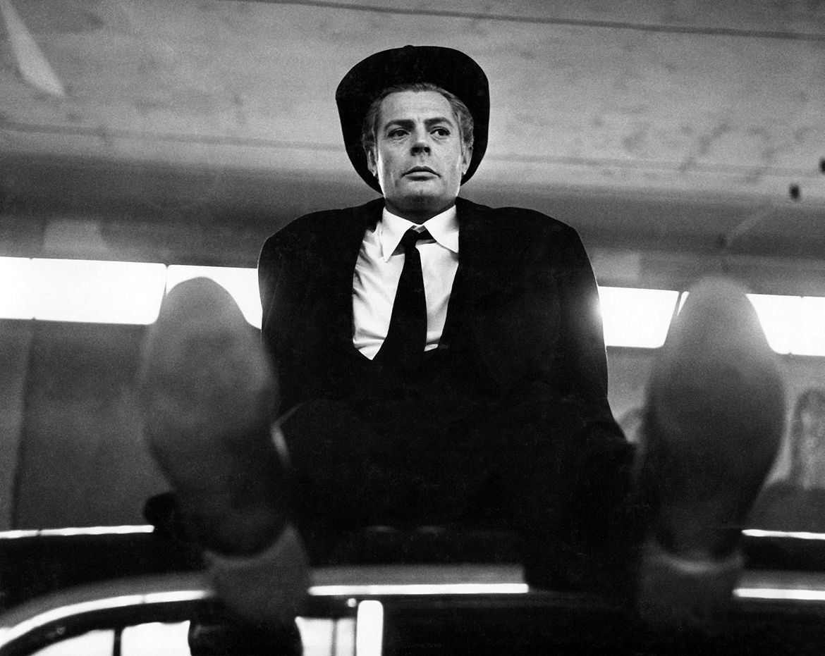 Production still from 8 ½ 1963 / Director: Federico Fellini / Image courtesy: Umbrella Entertainment