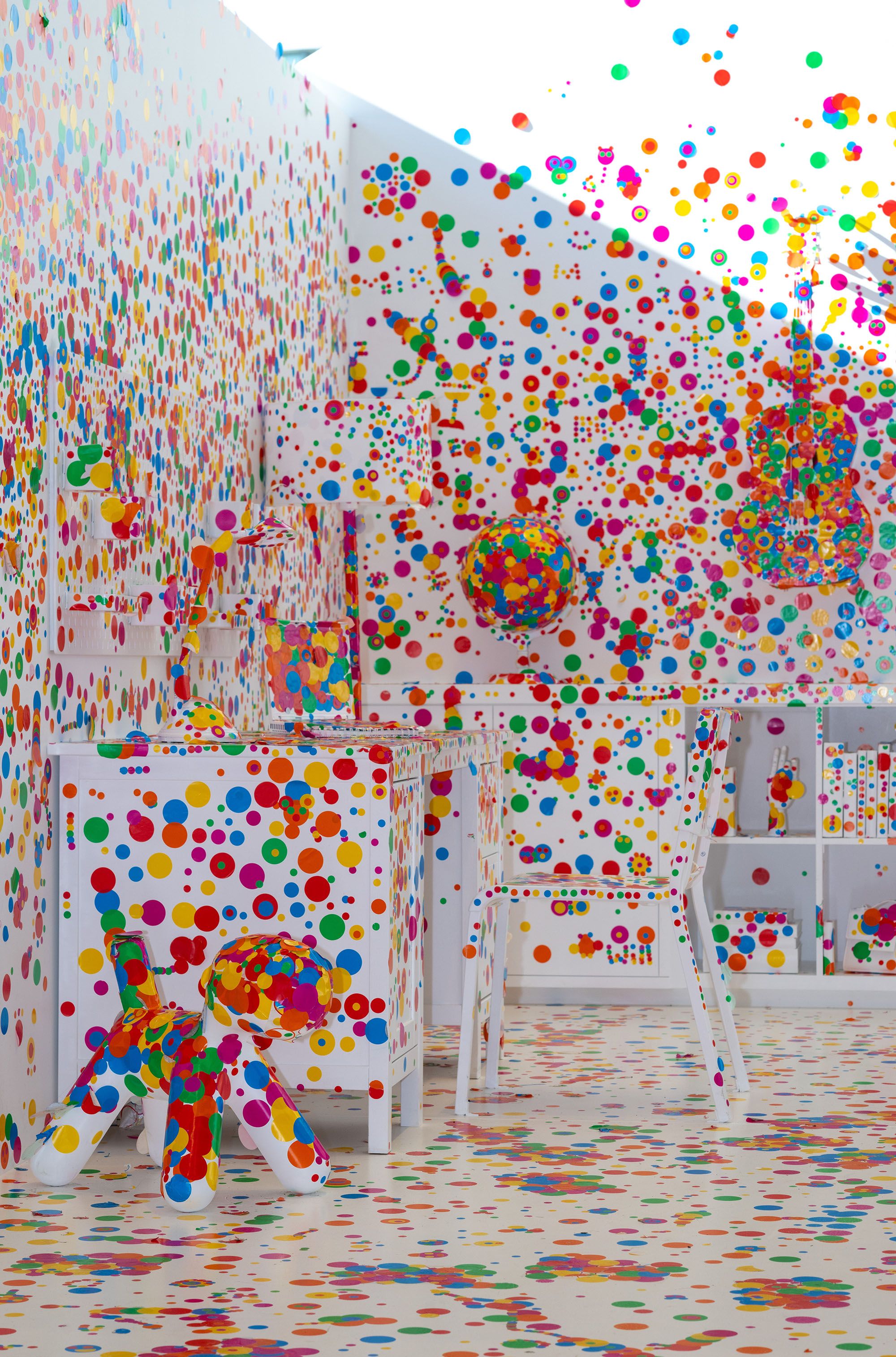Yayoi Kusama’s The obliteration room 2002-present in 'Wonderstruck' at the Gallery of Modern Art, 2025 / Photograph: N Umek © QAGOMA

