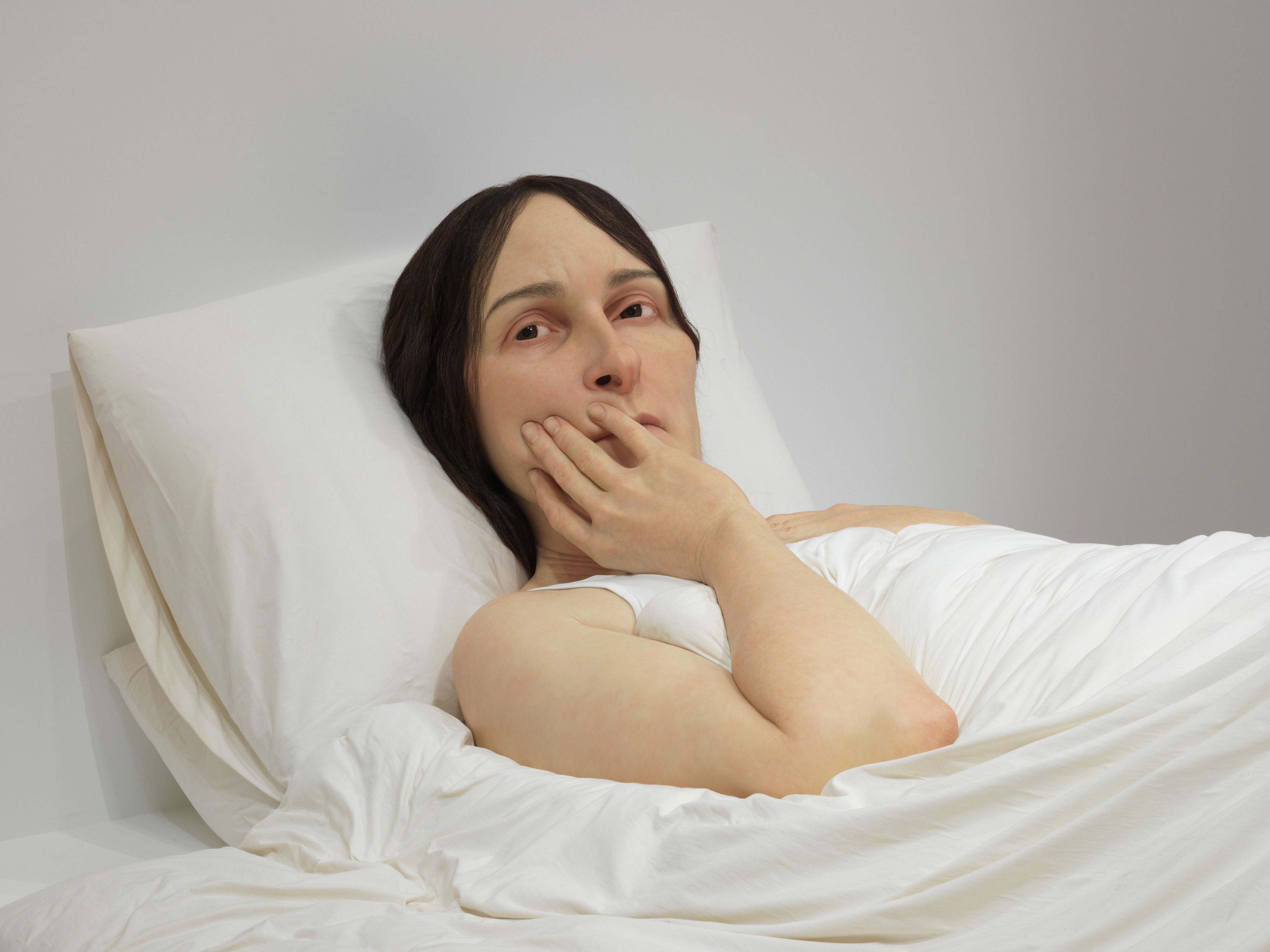 Ron Mueck / Australia b.1958 / In bed 2005 / Mixed media / Purchased 2008.Queensland Art Gallery Foundation / Collection: Queensland Art Gallery | Gallery of Modern Art / © The artist /