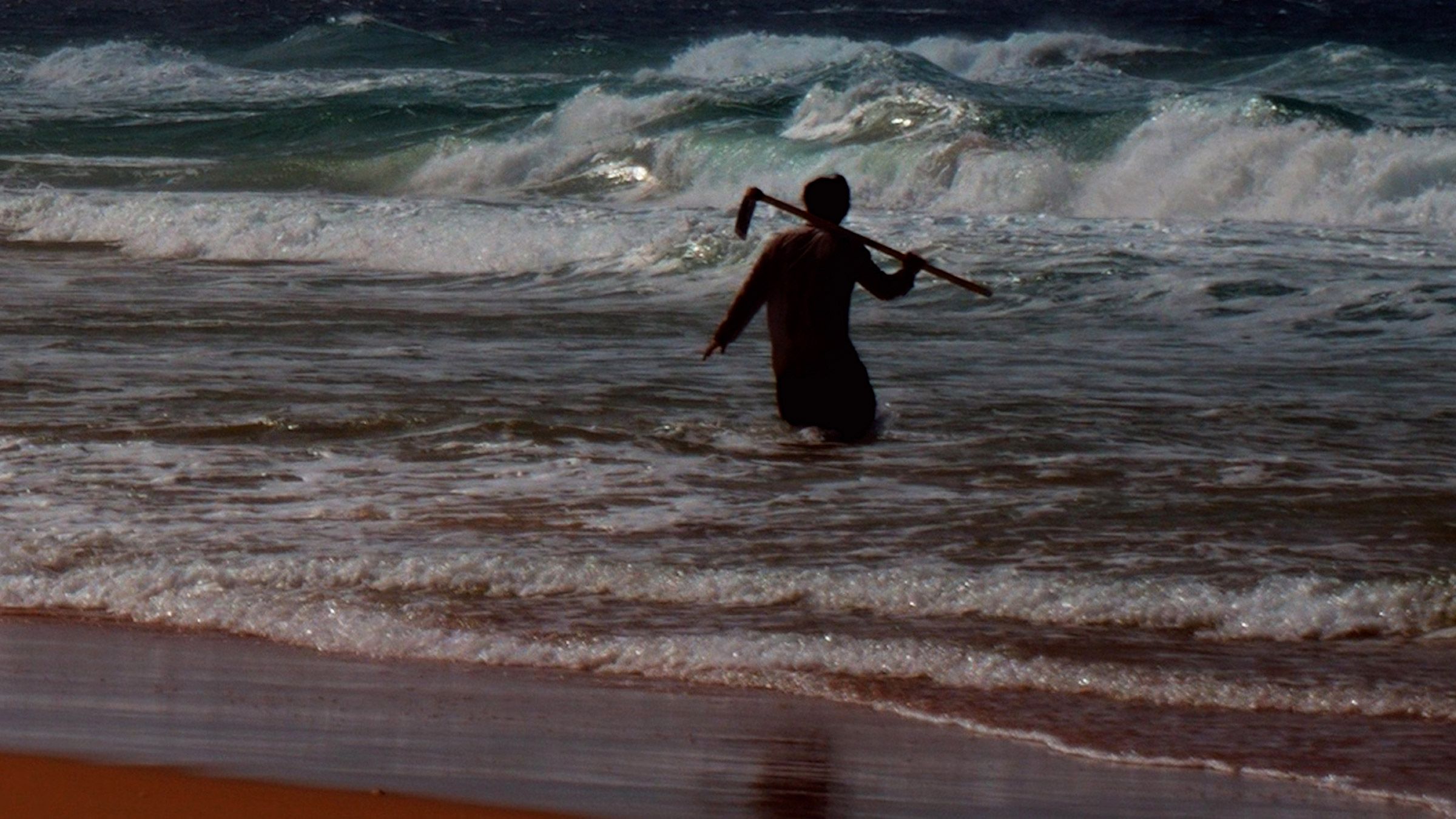 Ishu Han / Shanghai, China, b.1987 / Cultivating the waves (still) 2024 / Single-channel video projection: colour, sound, 15 minutes (approx.) / Courtesy: The artist and ANOMALY, Tokyo