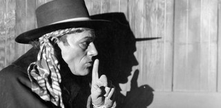 Production still from The Unknown 1927 / Director: Tod Browning / Image courtesy: Roadshow Films