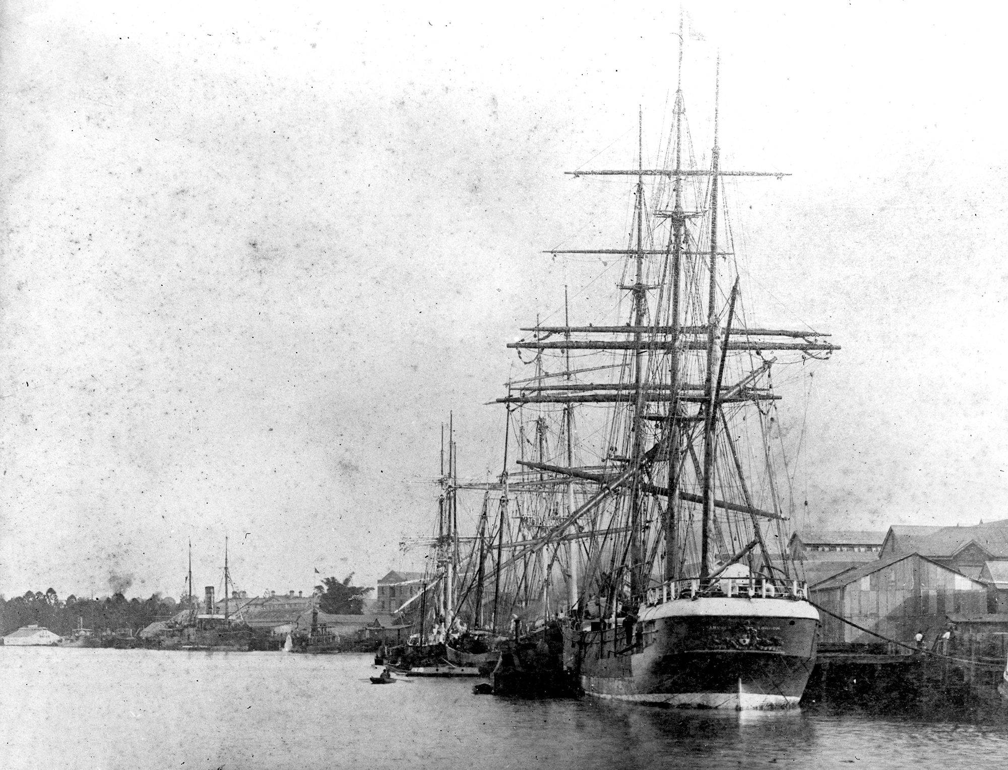 Sailing ships docked at Eagle Street Wharf, Brisbane, c.1888 / 99183506625802061 / Courtesy: John Oxley Library, State Library of Queensland, Brisbane