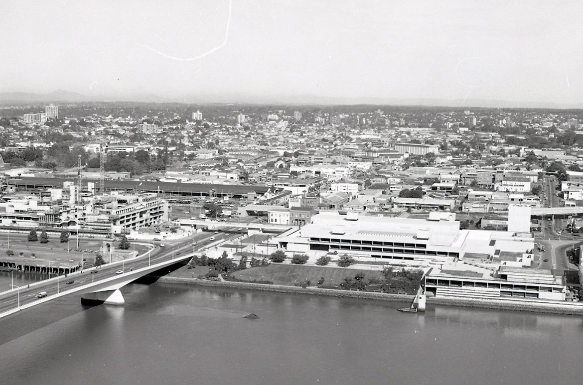 Queensland Art Gallery, South Bank and surrounding South Brisbane, 15 June 1982 / BCC-B120-7879 / Courtesy: Brisbane City Council
